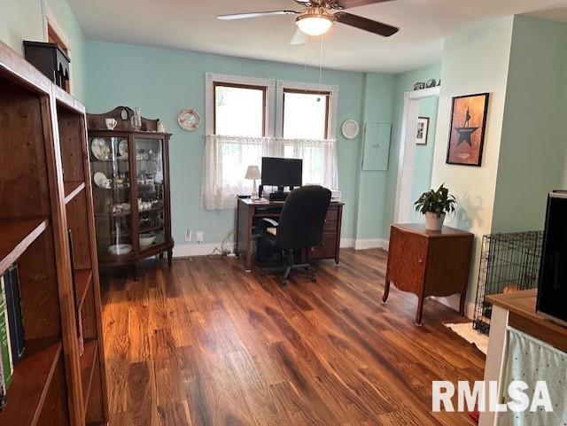 940 N Prairie Street, Jacksonville, Illinois image 5