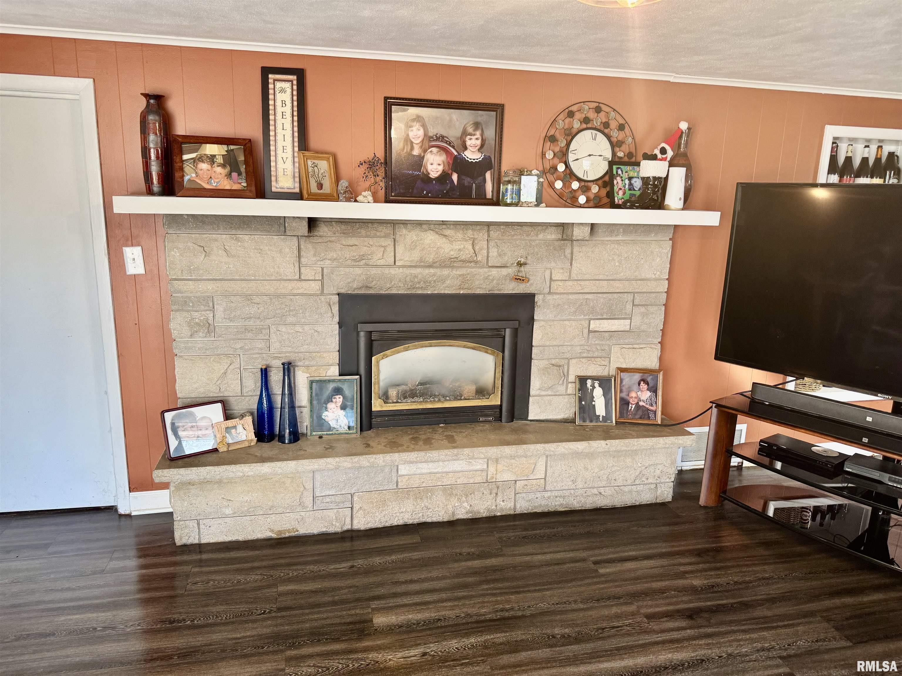 571 26th Avenue Court, East Moline, Illinois image 21