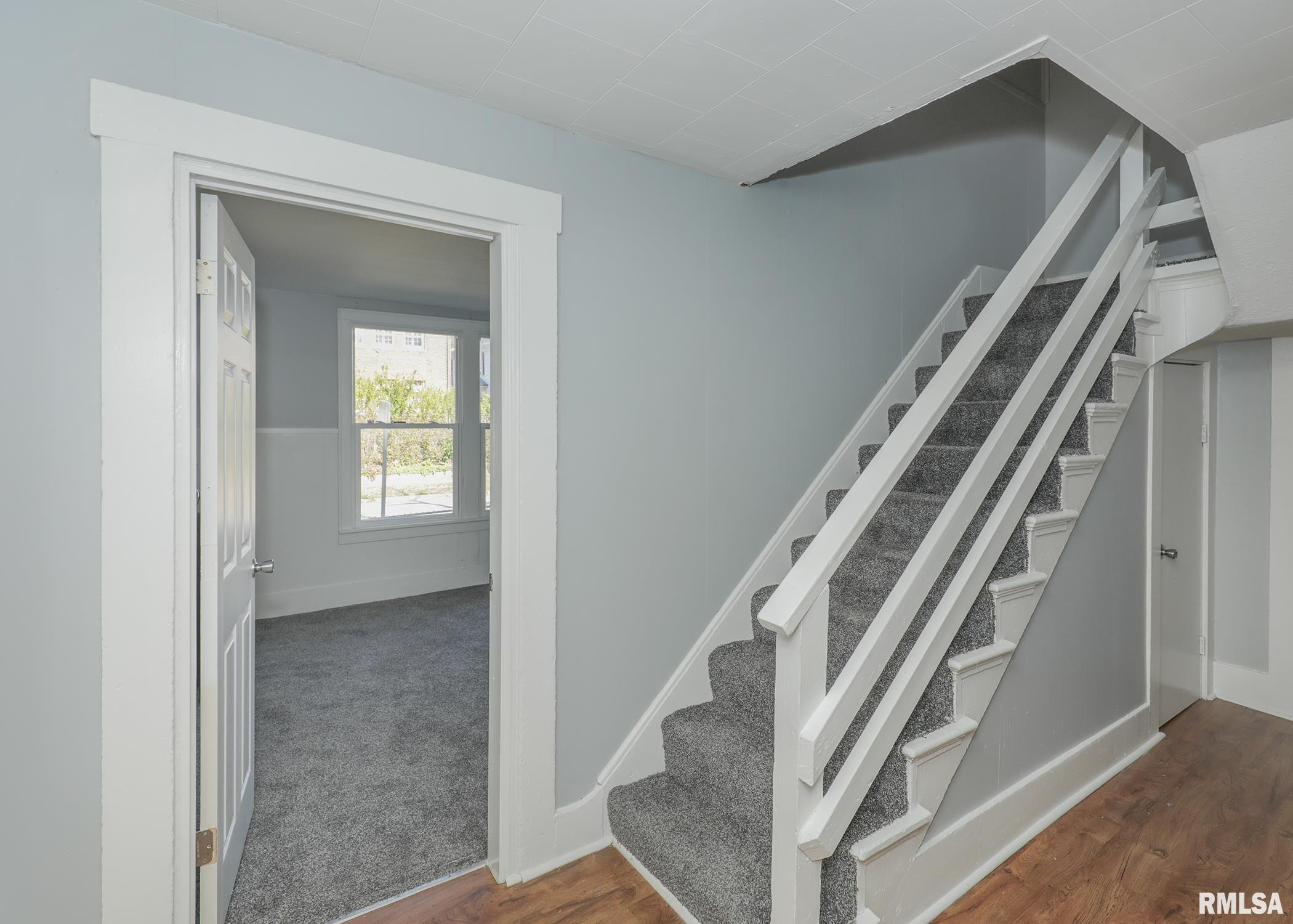 1127 N Ripley Street, Davenport, Iowa image 8