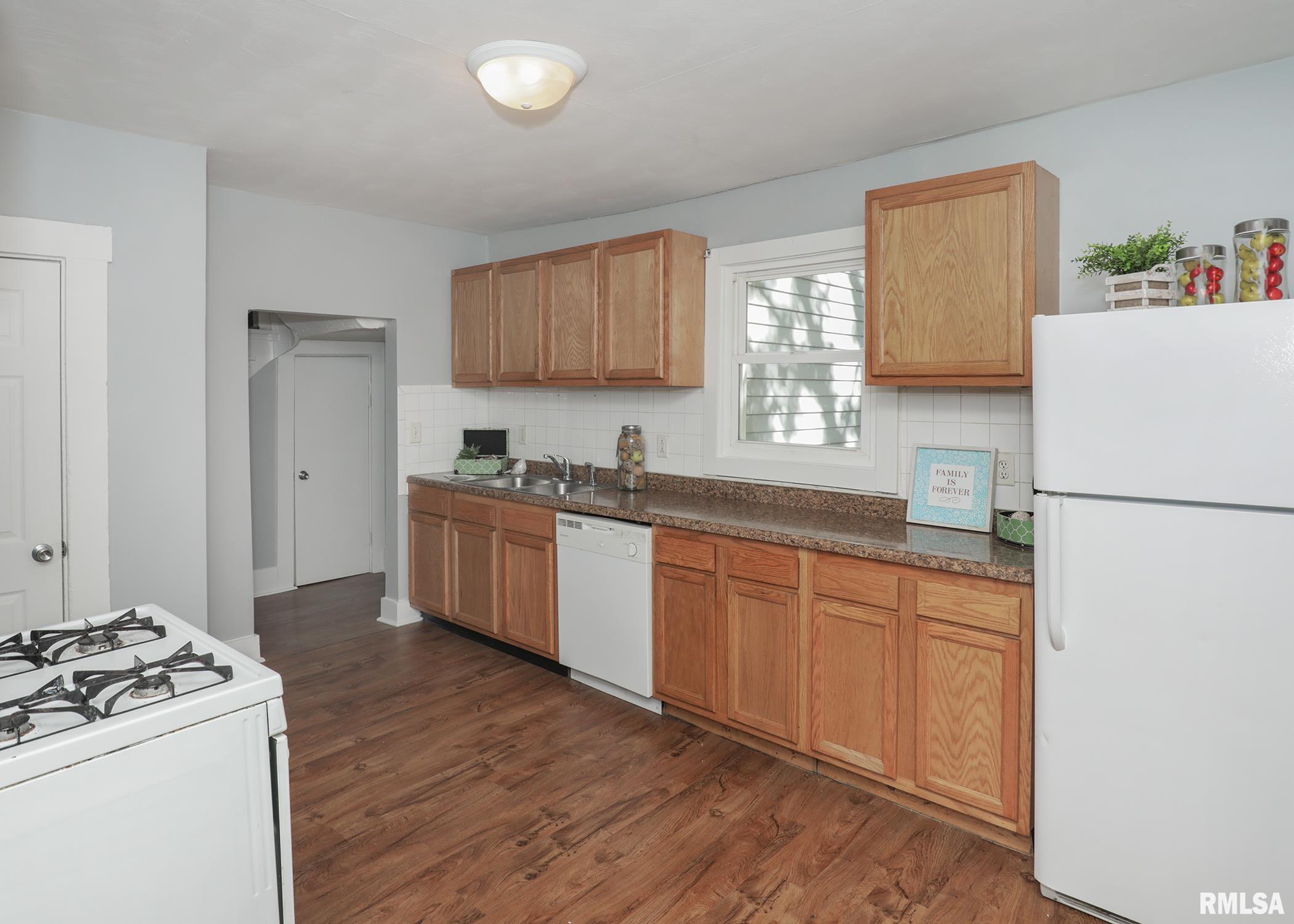 1127 N Ripley Street, Davenport, Iowa image 14