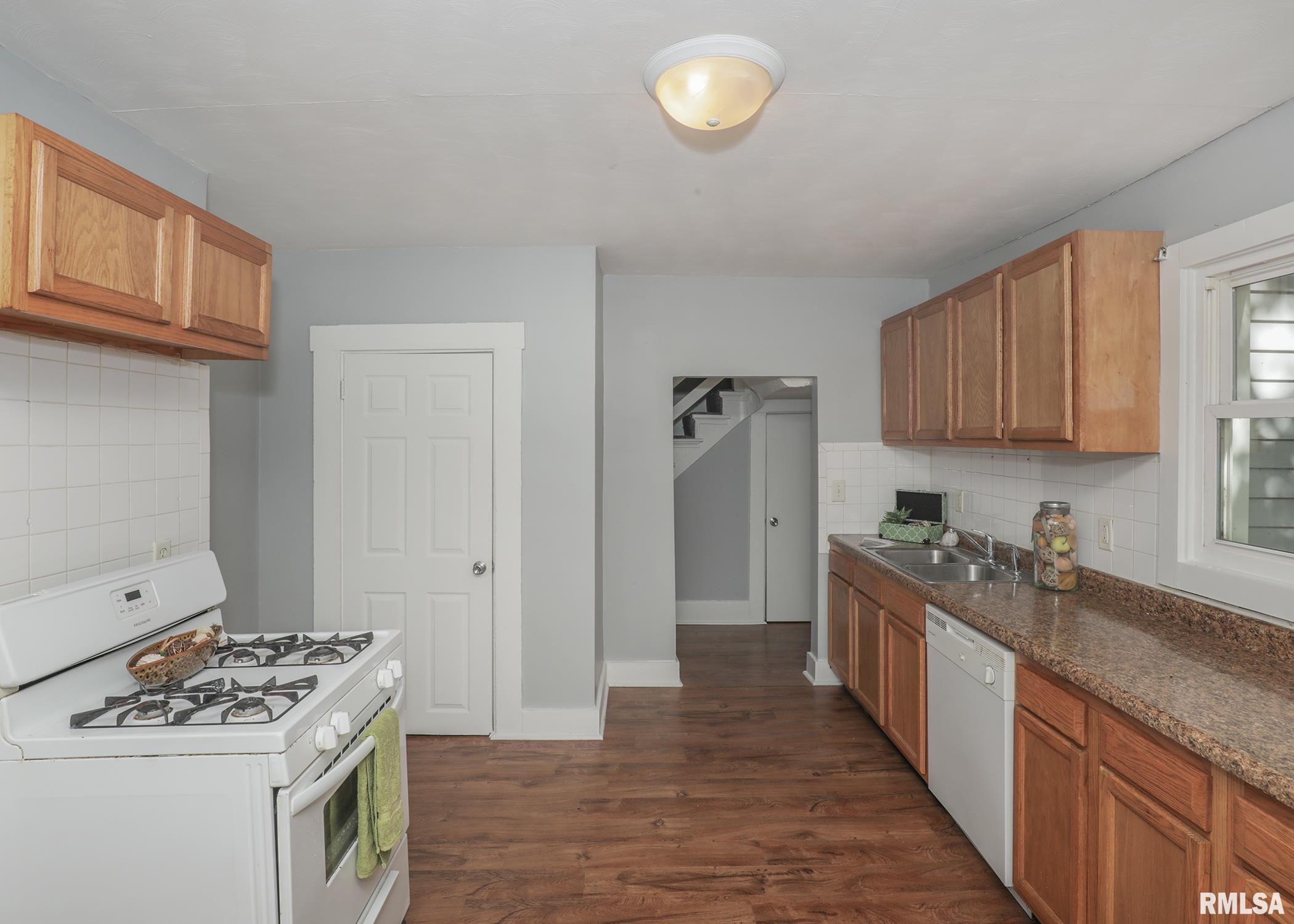 1127 N Ripley Street, Davenport, Iowa image 15