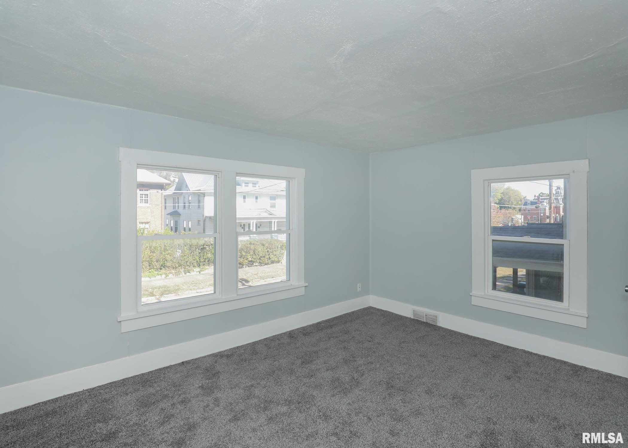 1127 N Ripley Street, Davenport, Iowa image 31