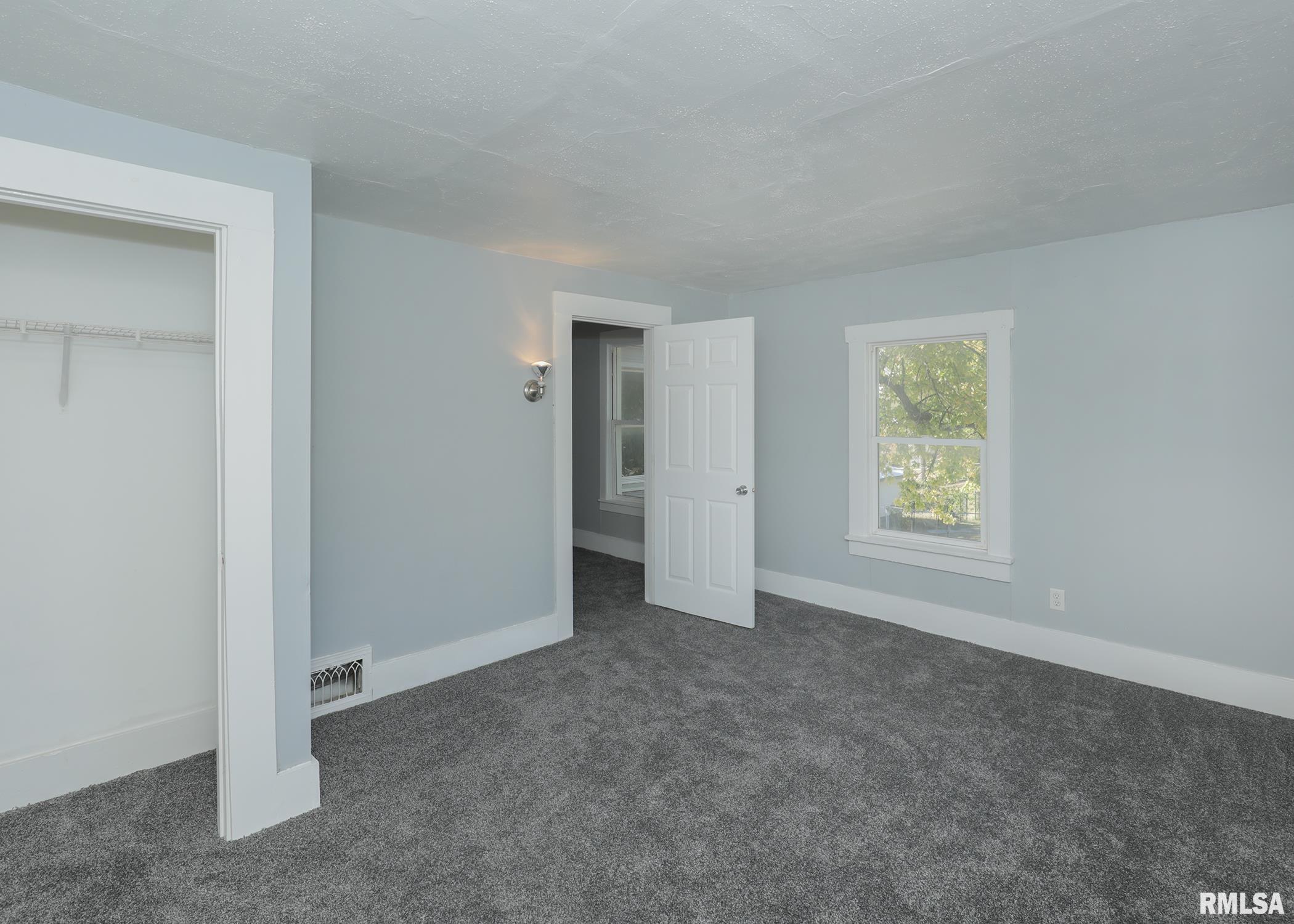 1127 N Ripley Street, Davenport, Iowa image 30