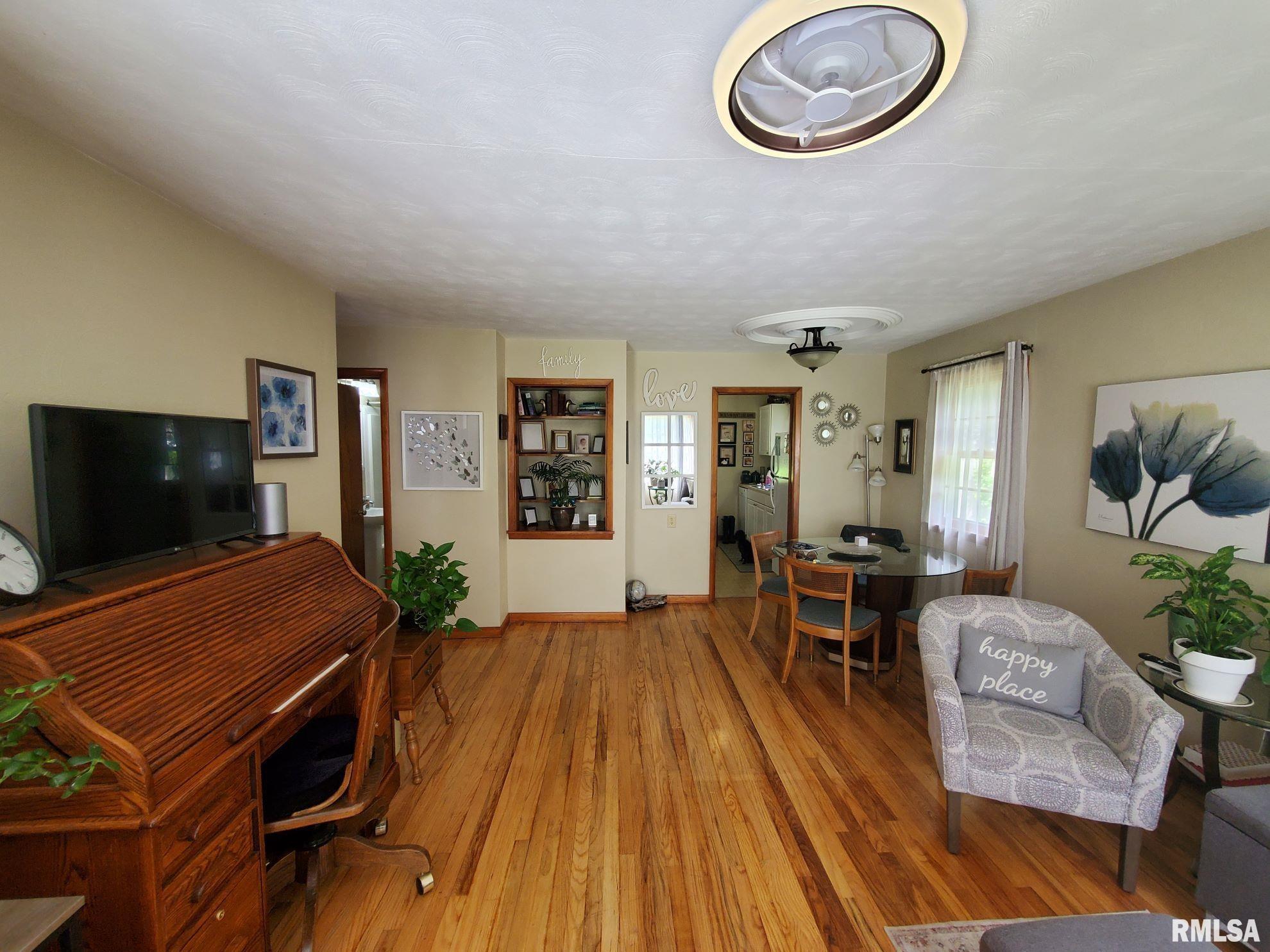 710 N Billy Bryan Street, Carbondale, Illinois image 9