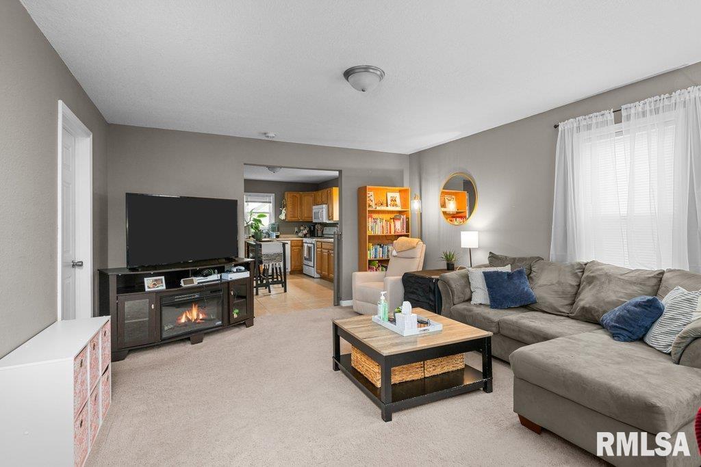 3606 19th Avenue, Moline, Illinois image 4