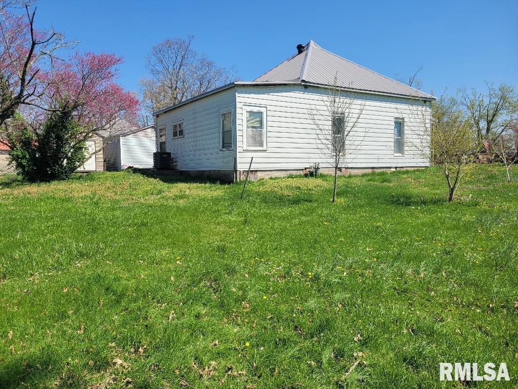 2503 Upchurch Street, Eldorado, Illinois image 4