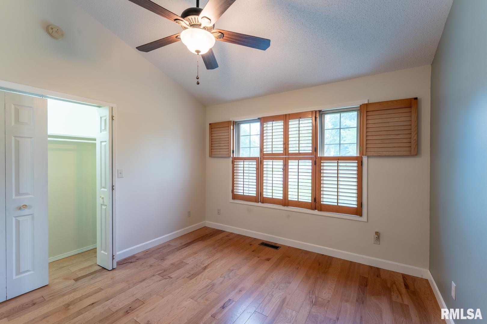 1021 Meadowlark Drive, Carterville, Illinois image 19