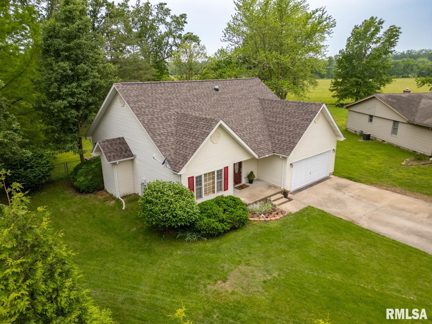 1021 Meadowlark Drive, Carterville, Illinois image 2