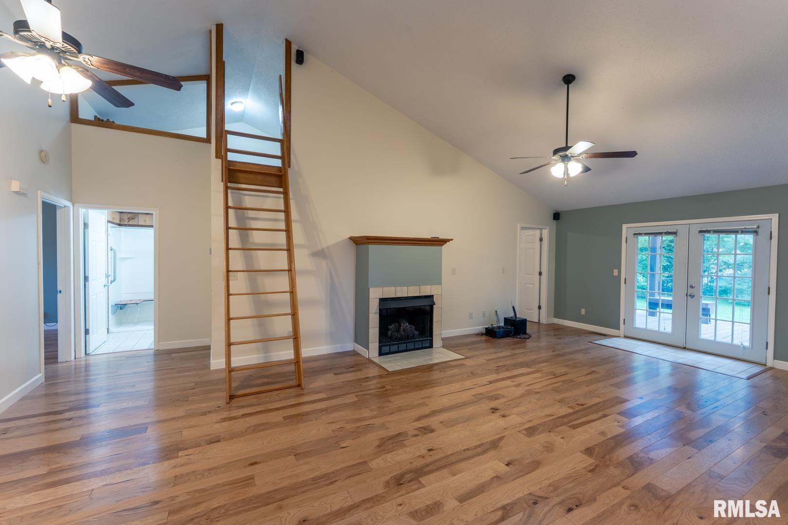 1021 Meadowlark Drive, Carterville, Illinois image 16