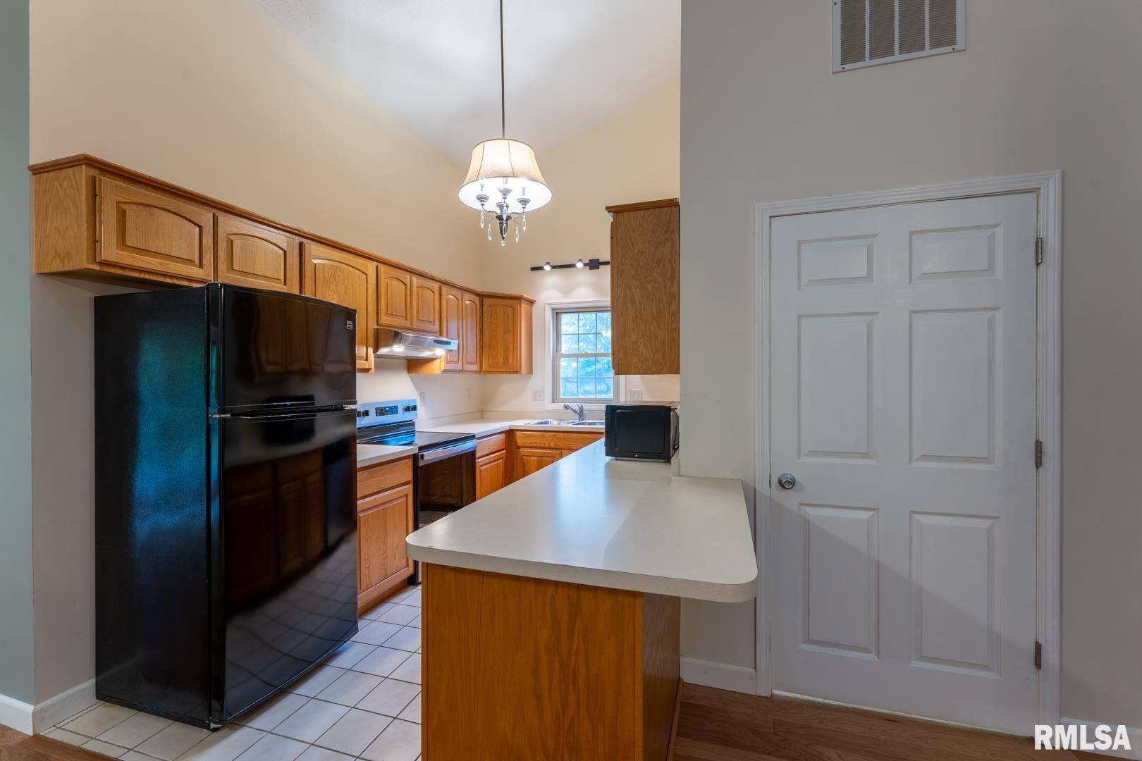 1021 Meadowlark Drive, Carterville, Illinois image 14