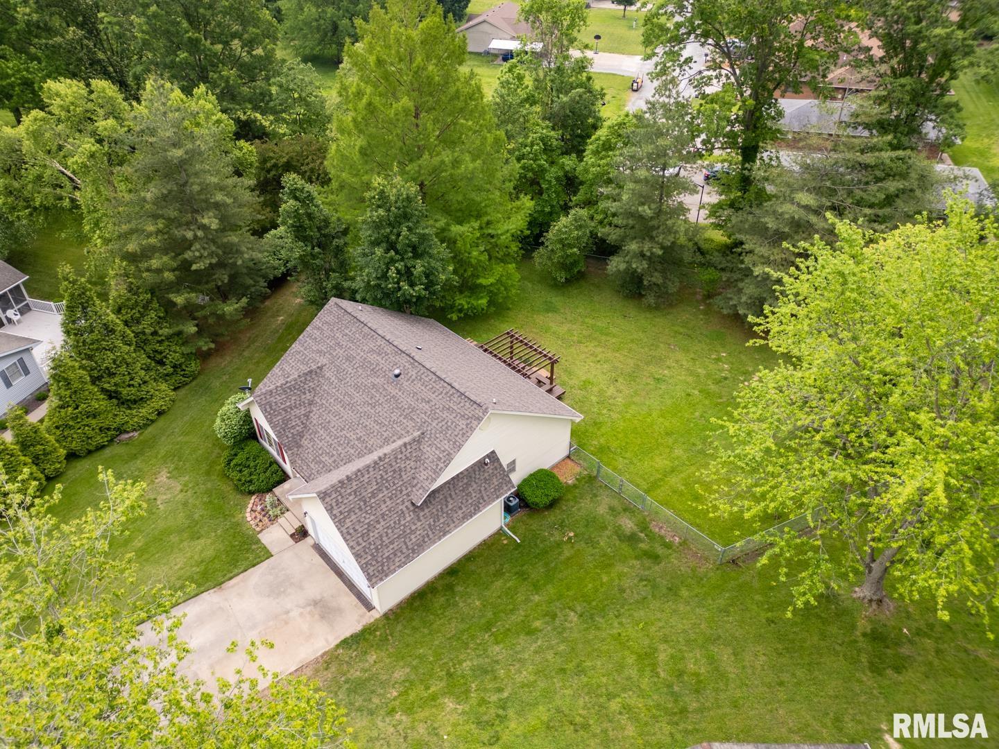 1021 Meadowlark Drive, Carterville, Illinois image 3