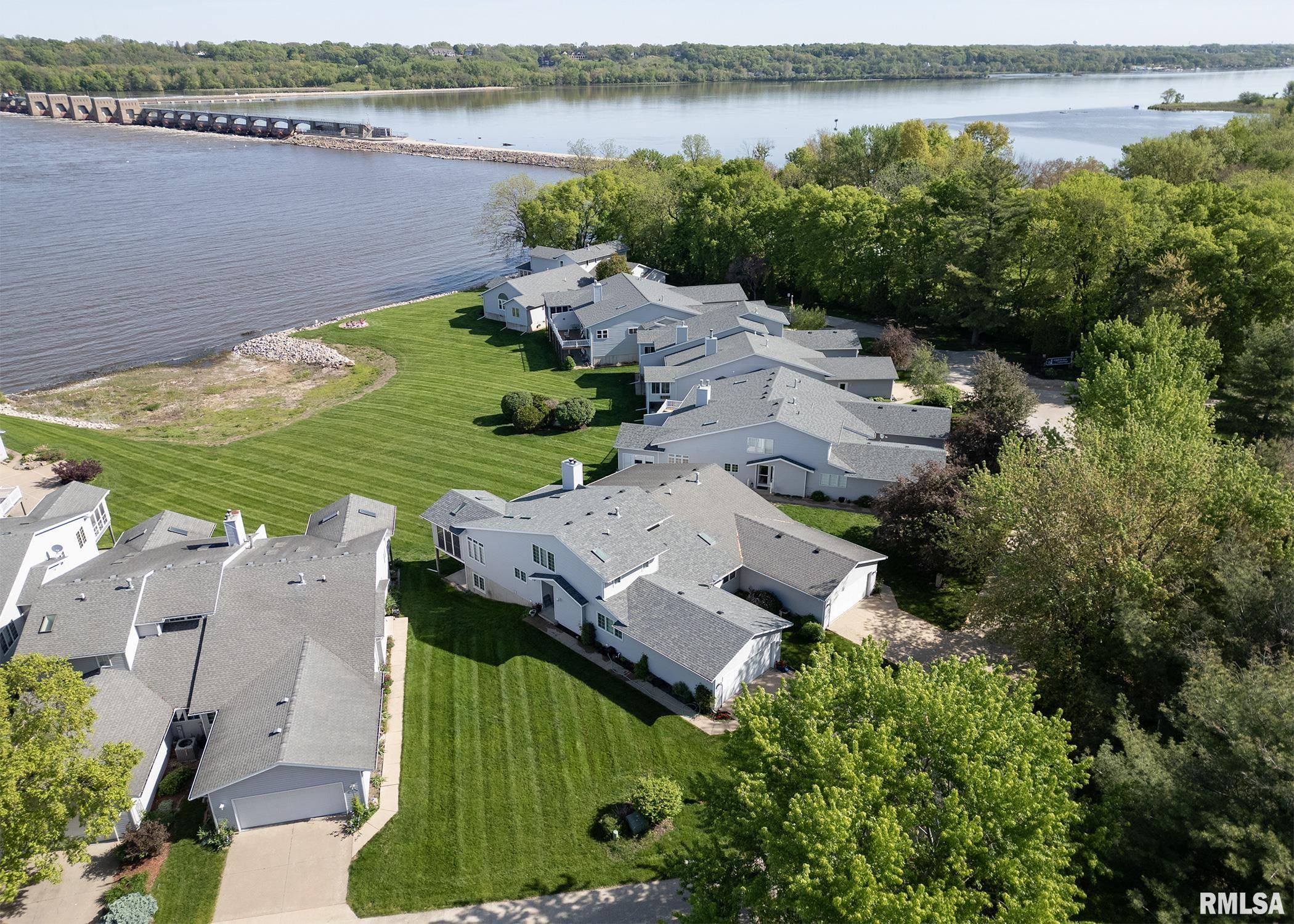 10 Lighthouse Lane #10, Hampton, Illinois image 34