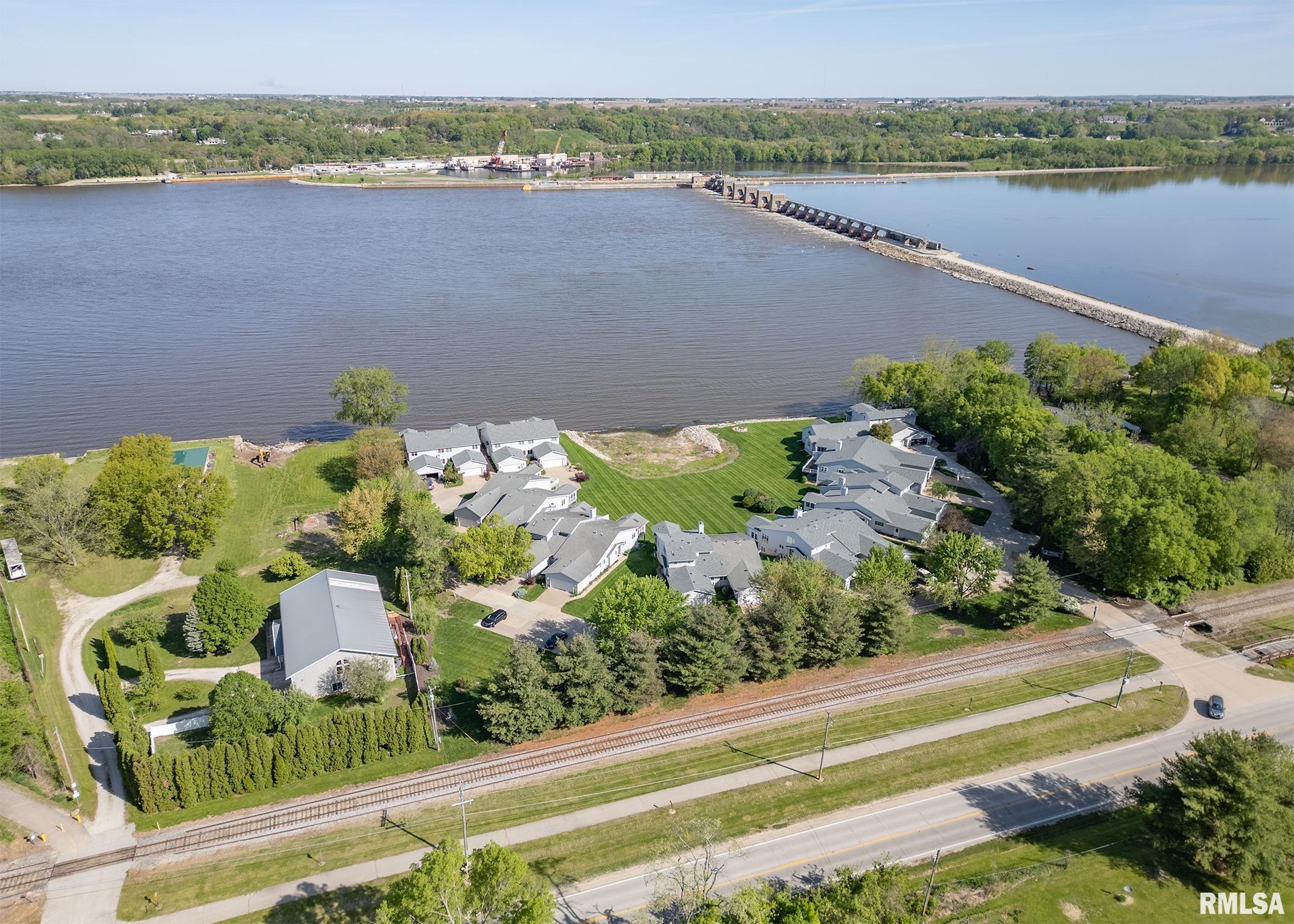 10 Lighthouse Lane #10, Hampton, Illinois image 35