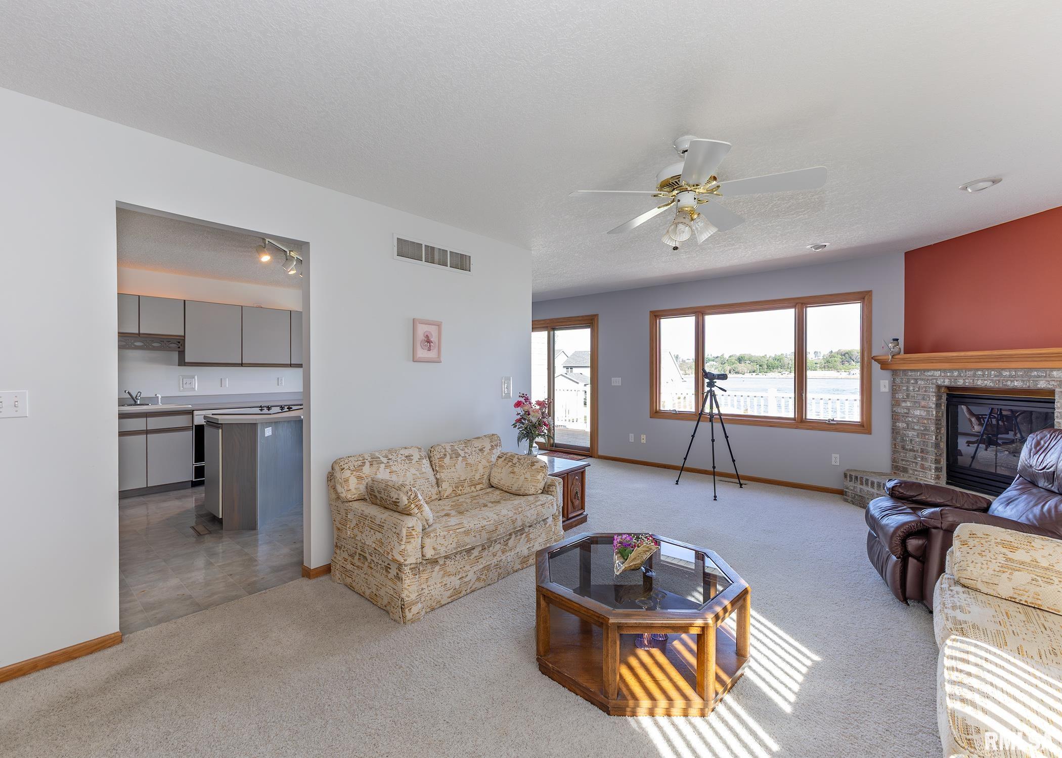 10 Lighthouse Lane #10, Hampton, Illinois image 9