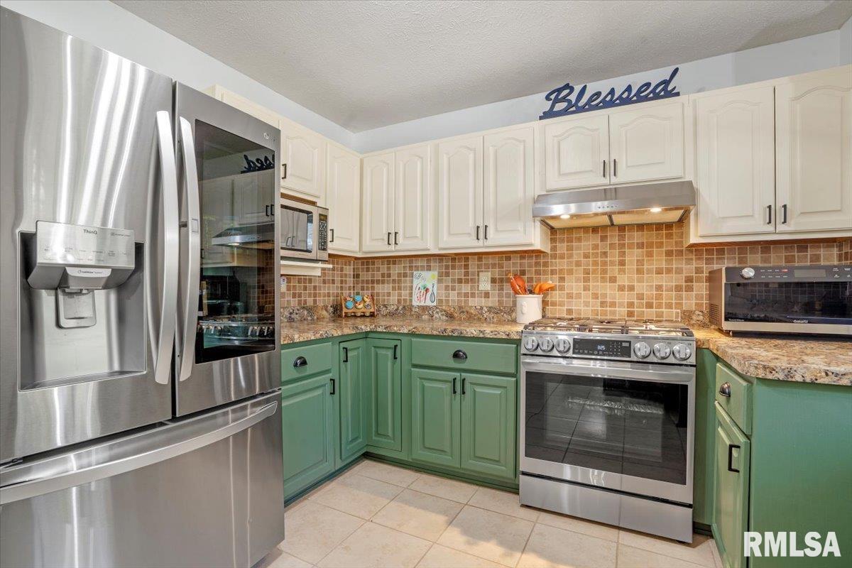 2809 Hastings Road, Chatham, Illinois image 11