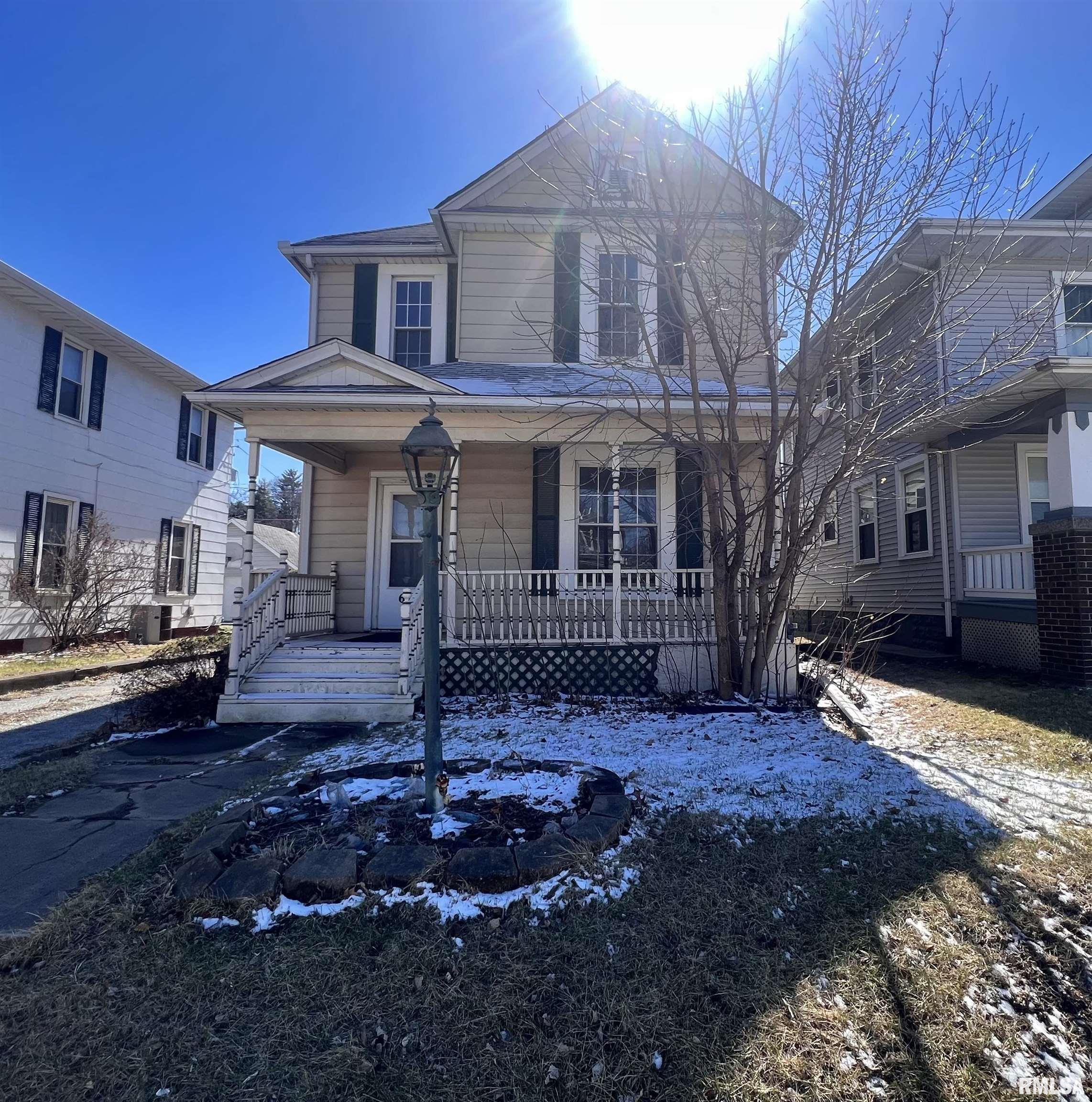 620 16th Avenue, East Moline, Illinois image 1
