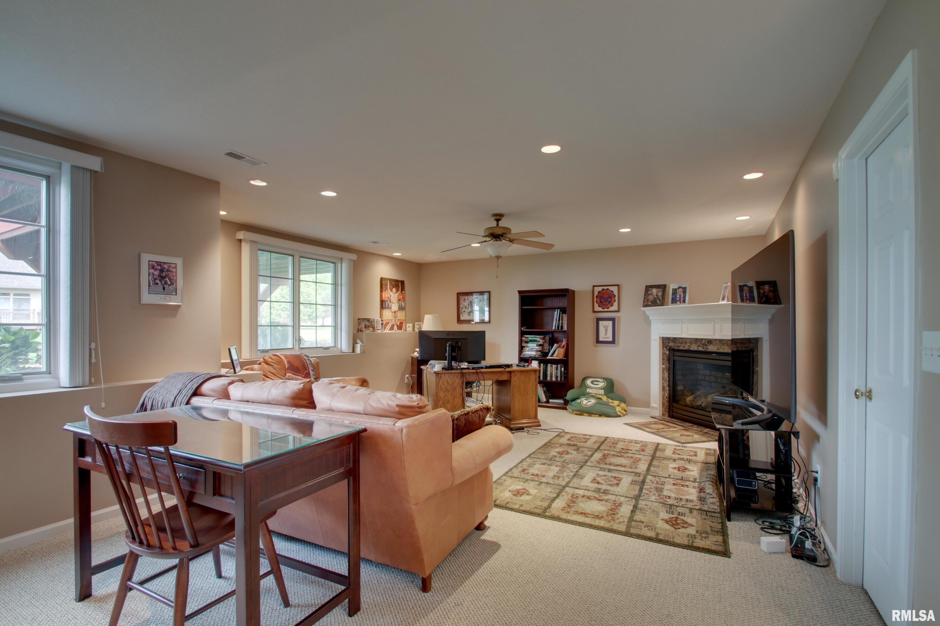 1060 S 48th Street, Quincy, Illinois image 15