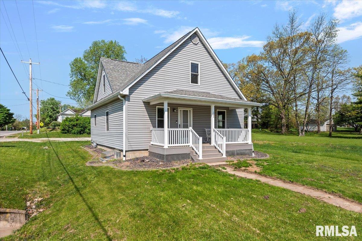 101 N 8th Street, Riverton, Illinois image 3