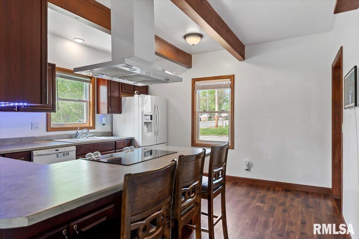101 N 8th Street, Riverton, Illinois image 7