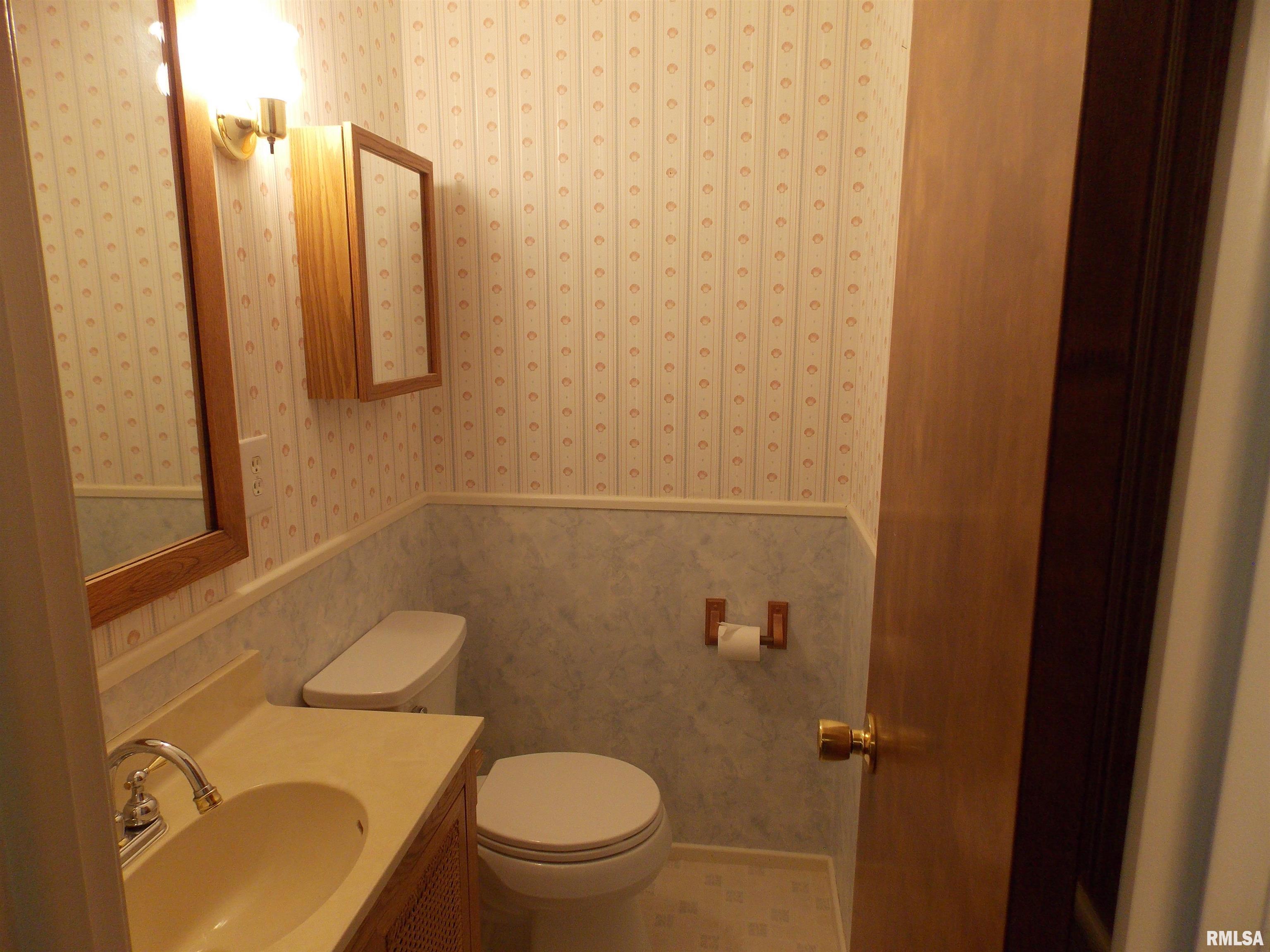 1722 Frazier Avenue, Centralia, Illinois image 24