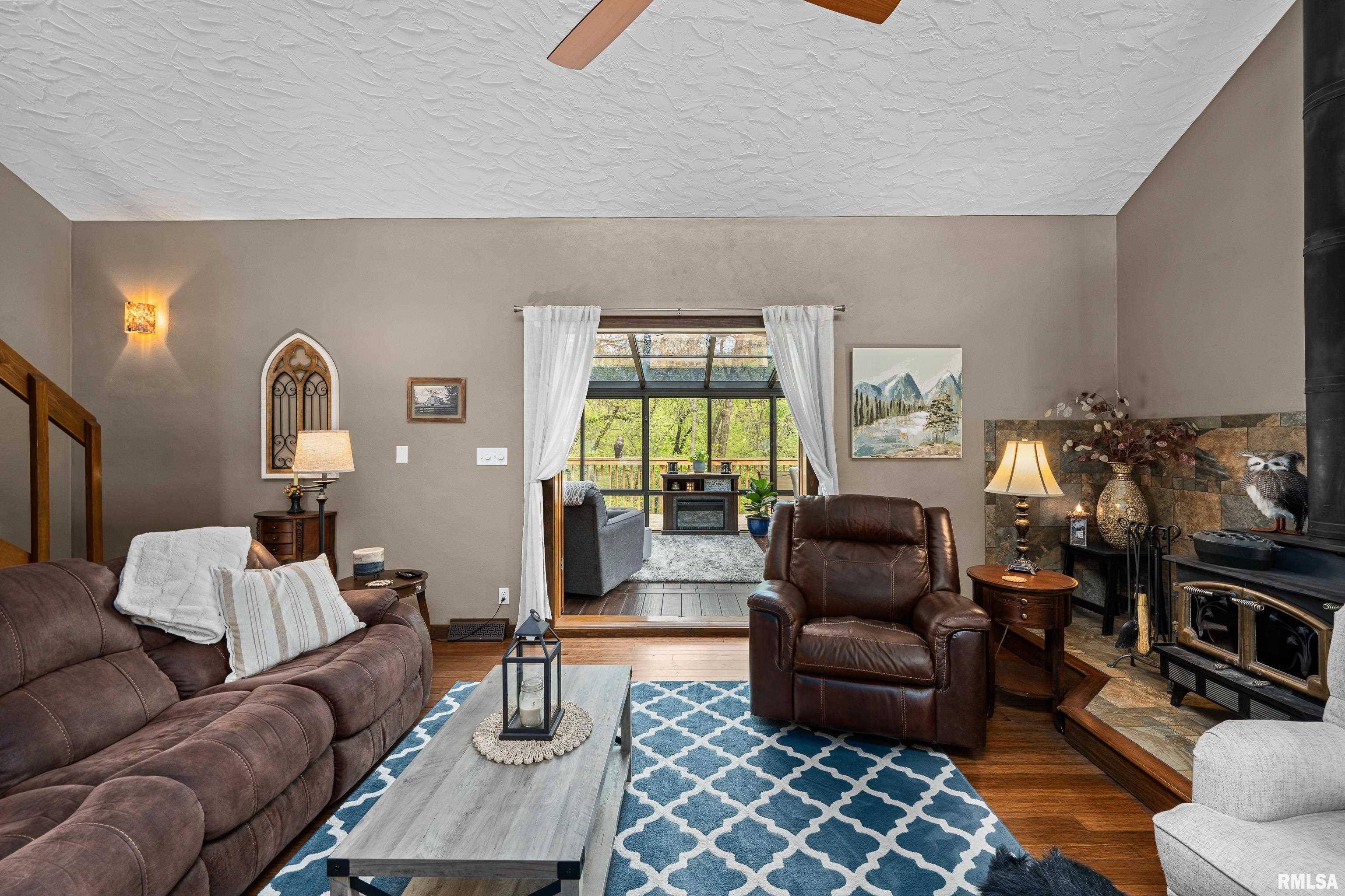 703 1st Street, Coal Valley, Illinois image 13
