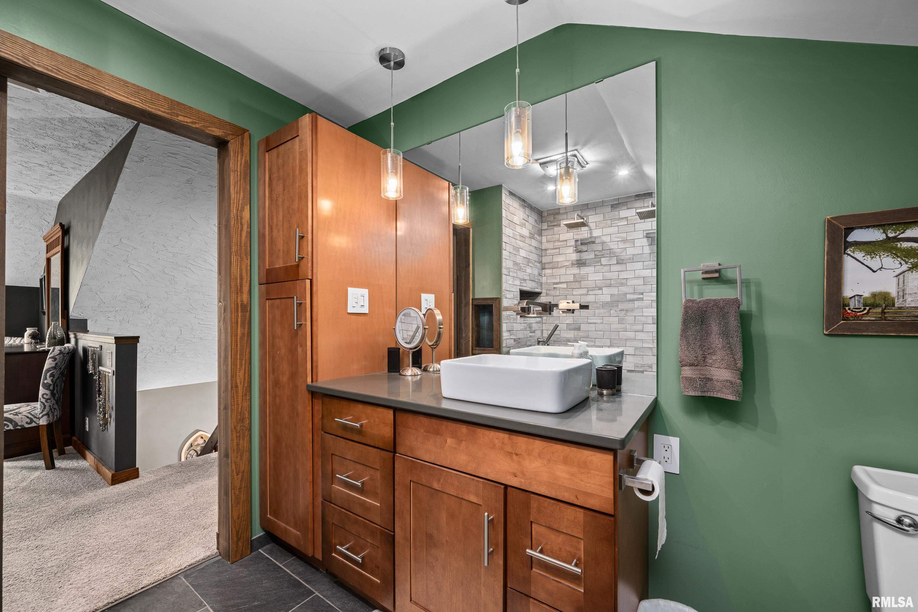 703 1st Street, Coal Valley, Illinois image 26