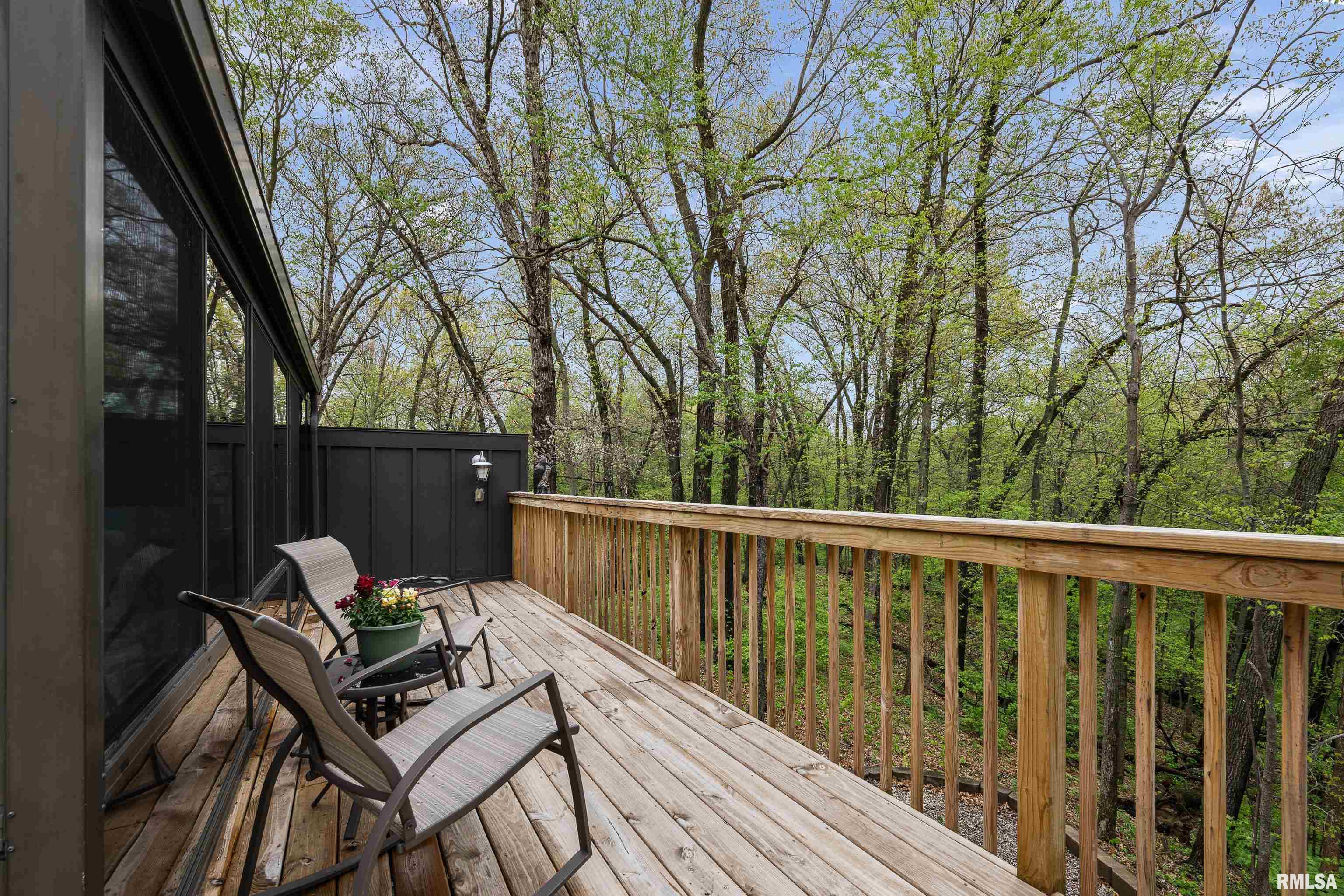 703 1st Street, Coal Valley, Illinois image 46