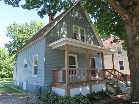 Homes For Sale - 253 Day Street<br/> Knox County, Galesburg, IL 61401