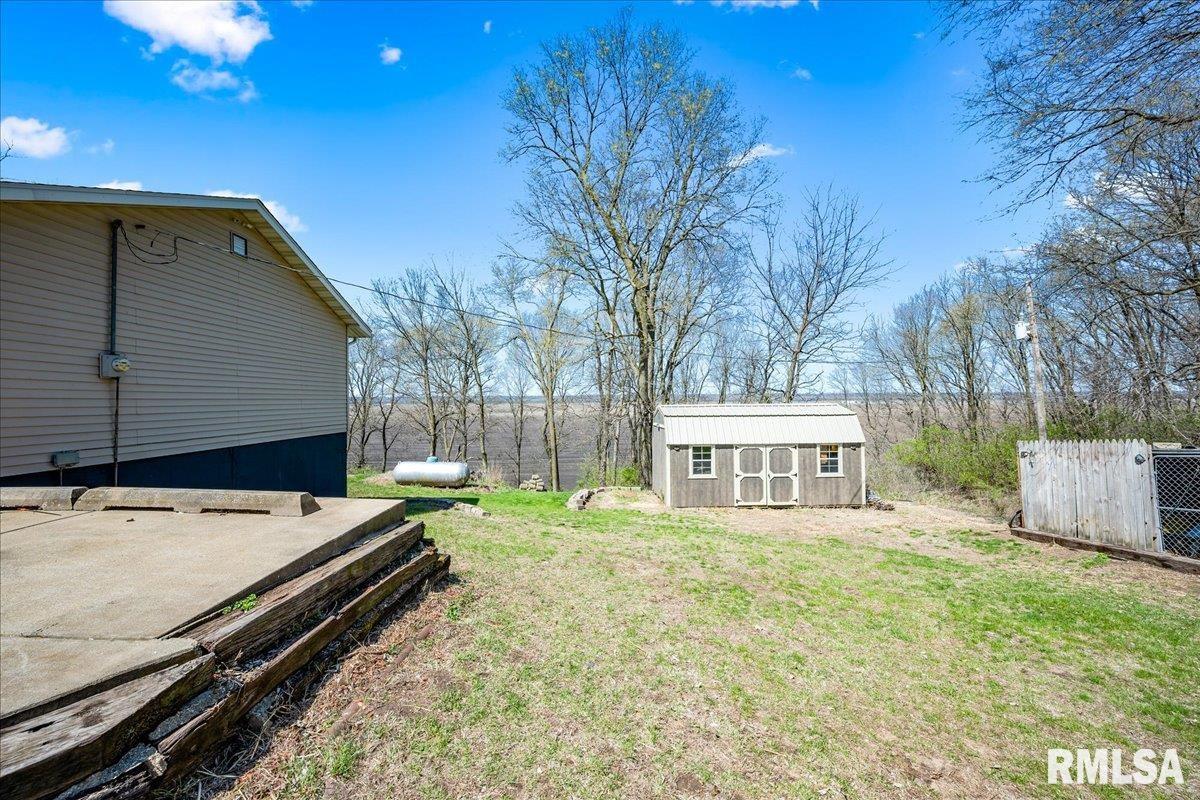 7596 E Manito Road, Manito, Illinois image 30