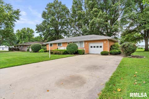 Homes For Sale - 209 Sunset Drive<br/> Macoupin County, Virden, IL 62690