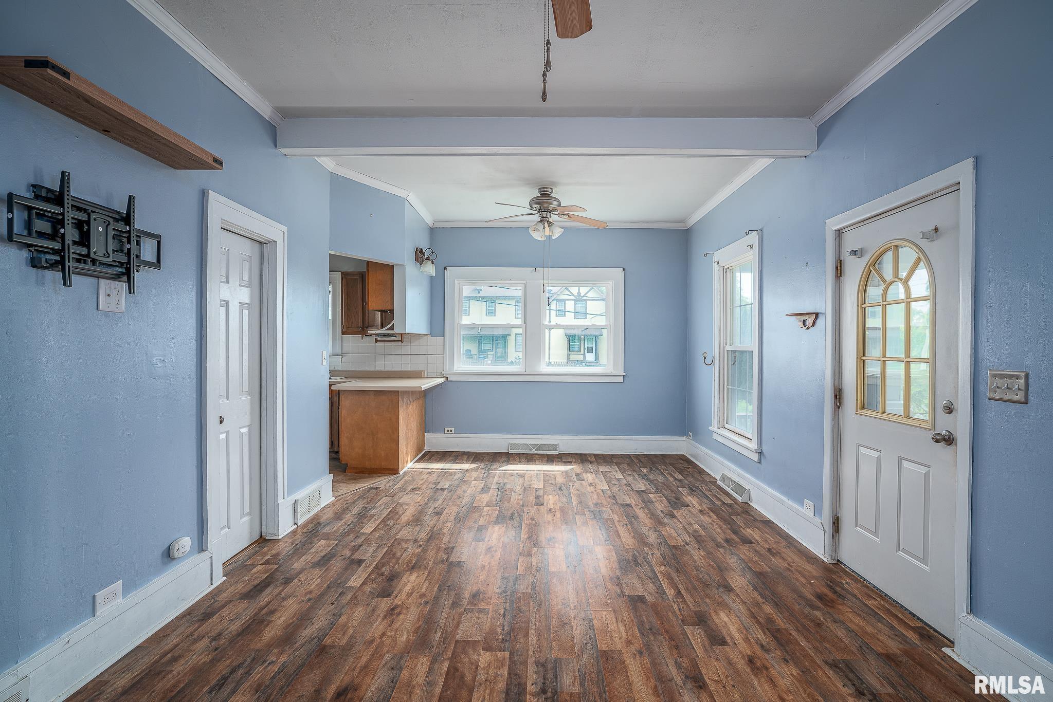 2721 11th Avenue B, Moline, Illinois image 3