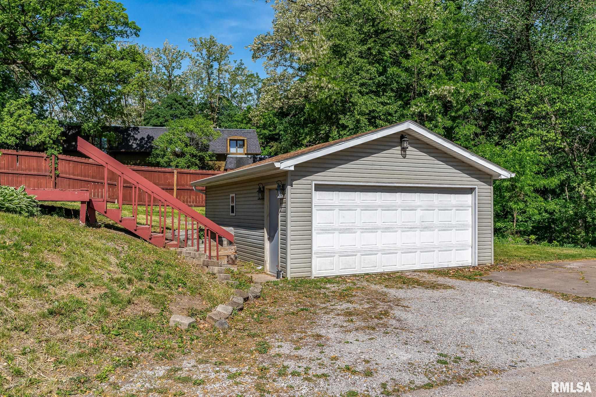 2721 11th Avenue B, Moline, Illinois image 7