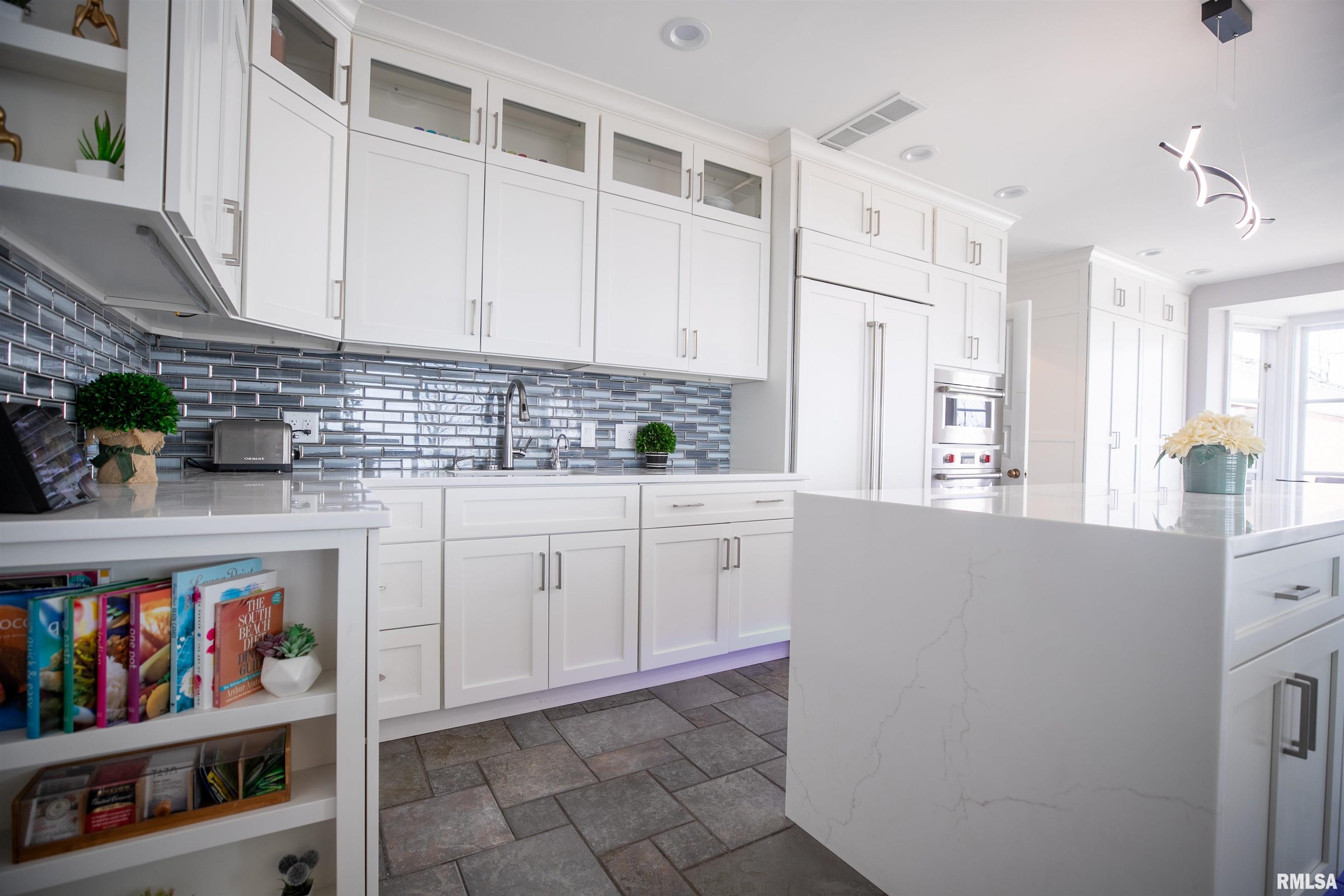 7618 N Edgewild Drive, Peoria, Illinois image 19