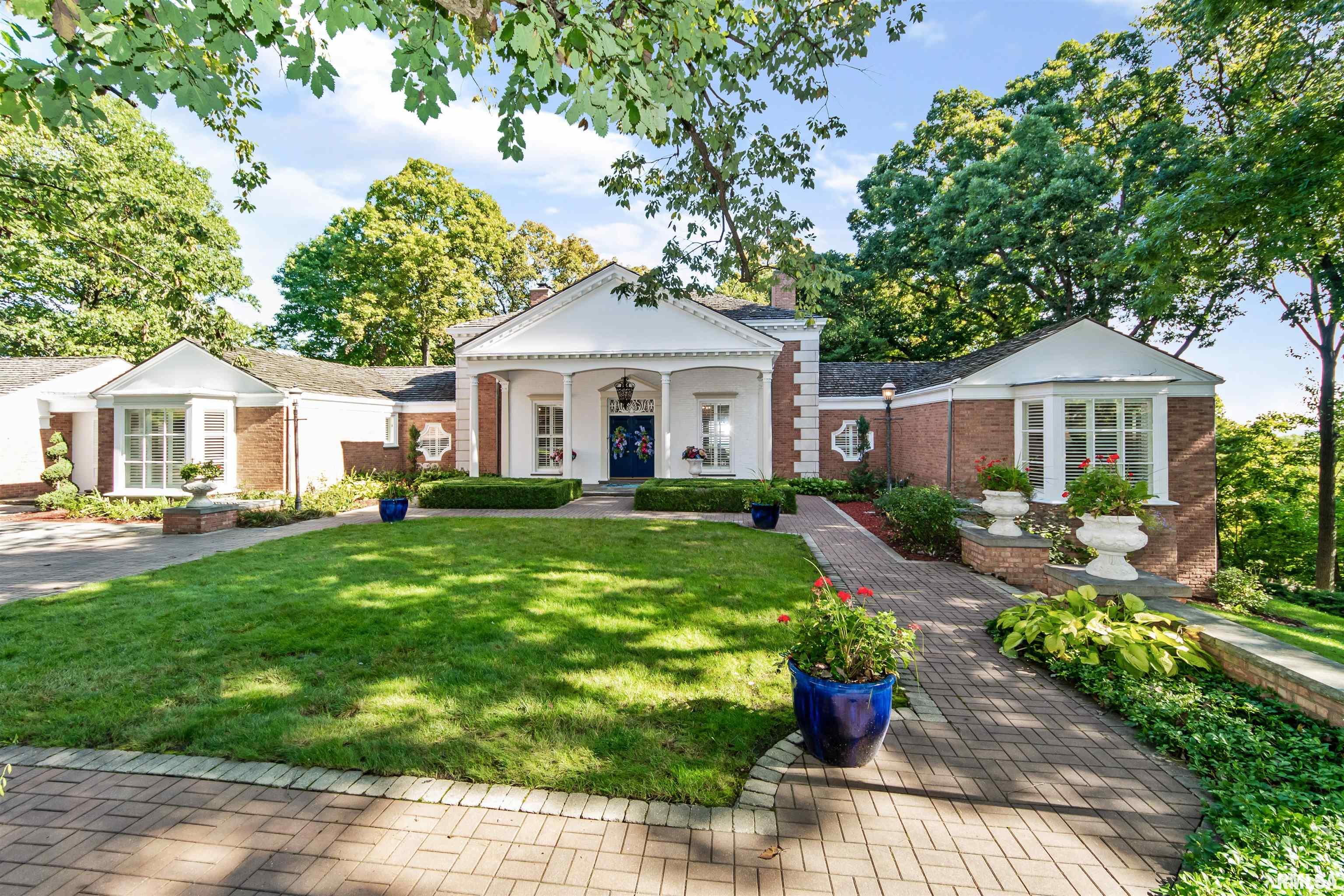 7618 N Edgewild Drive, Peoria, Illinois image 1