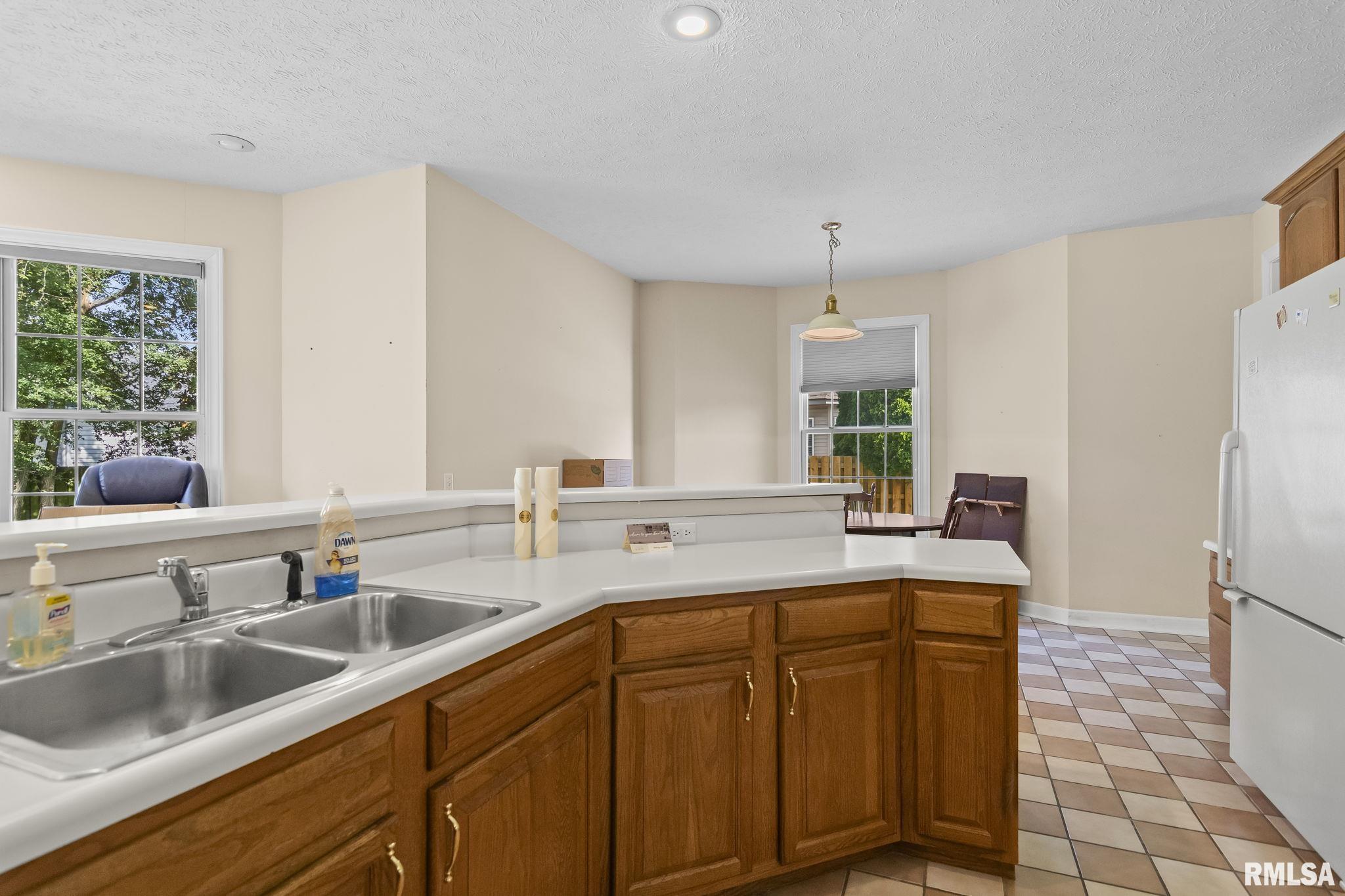 6405 Willow Springs Road, Springfield, Illinois image 17