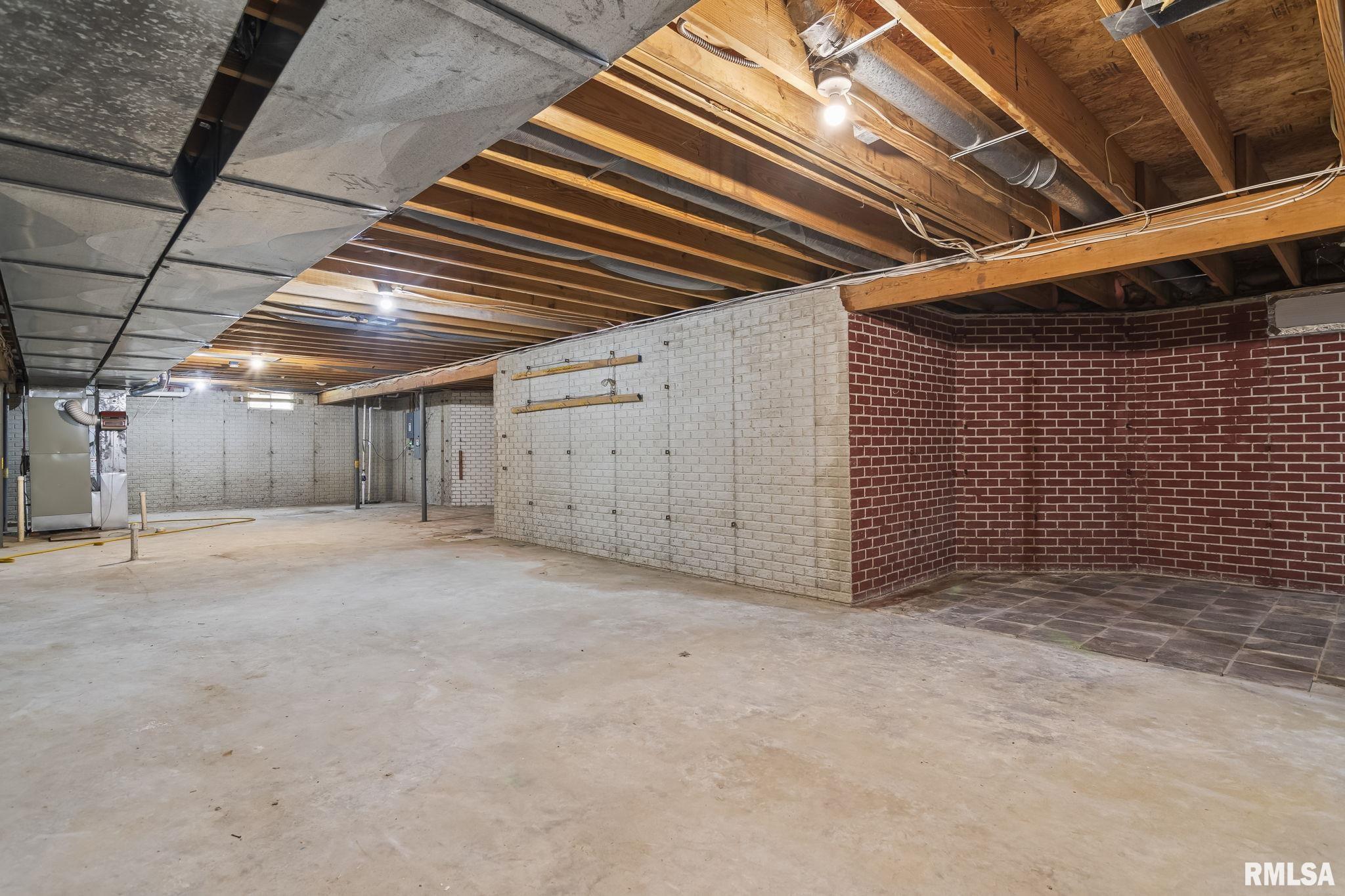 6405 Willow Springs Road, Springfield, Illinois image 38