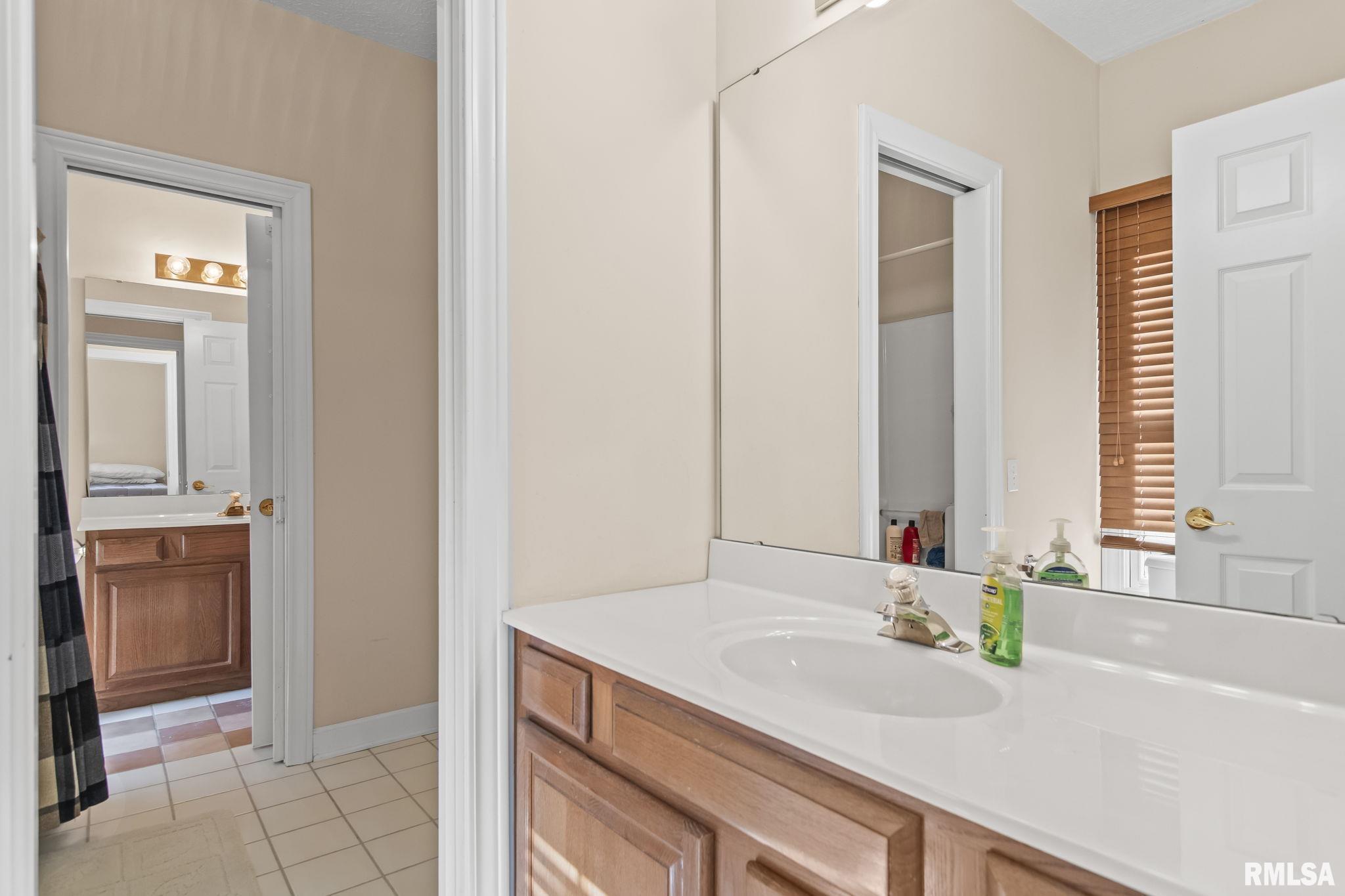 6405 Willow Springs Road, Springfield, Illinois image 32