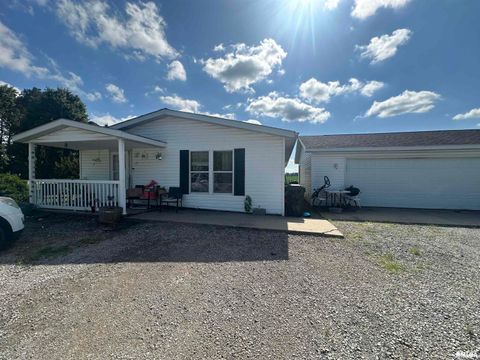 Homes For Sale - 37 Ava Road<br/> Jackson County, Murphysboro, IL 62966