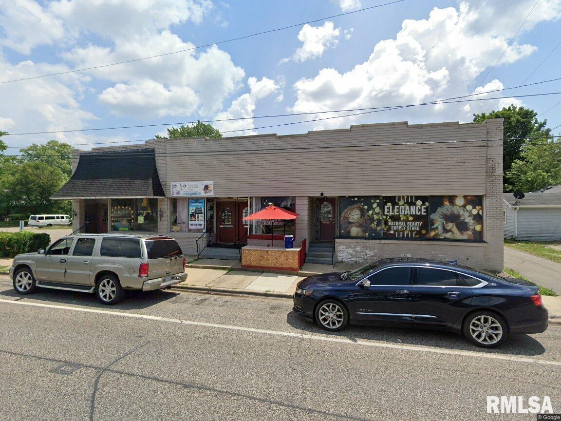 Photo 1 of 3 — 212 W LAUREL Street, Springfield, IL 62704