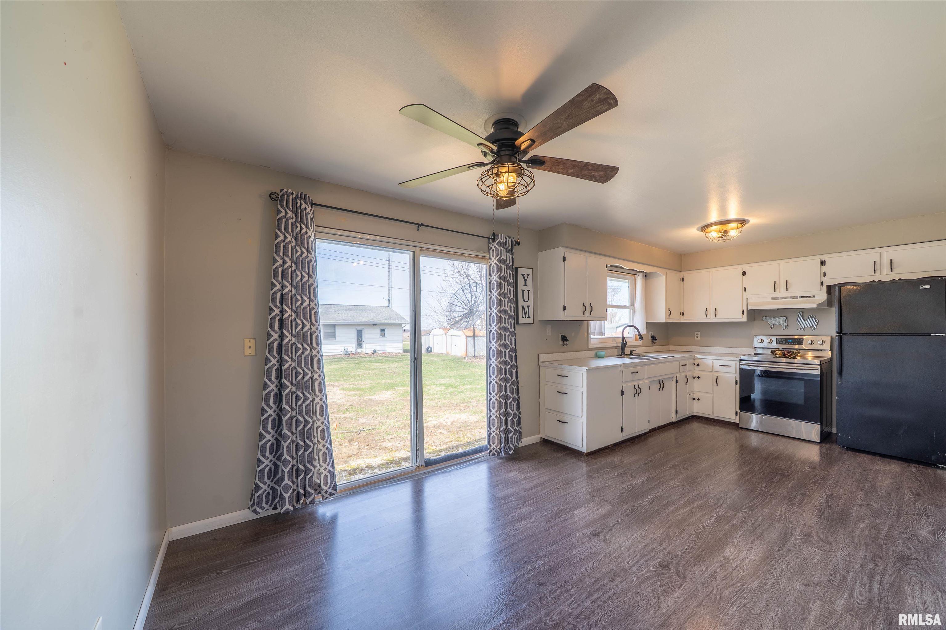 407 N Walter Street, Yates City, Illinois image 15
