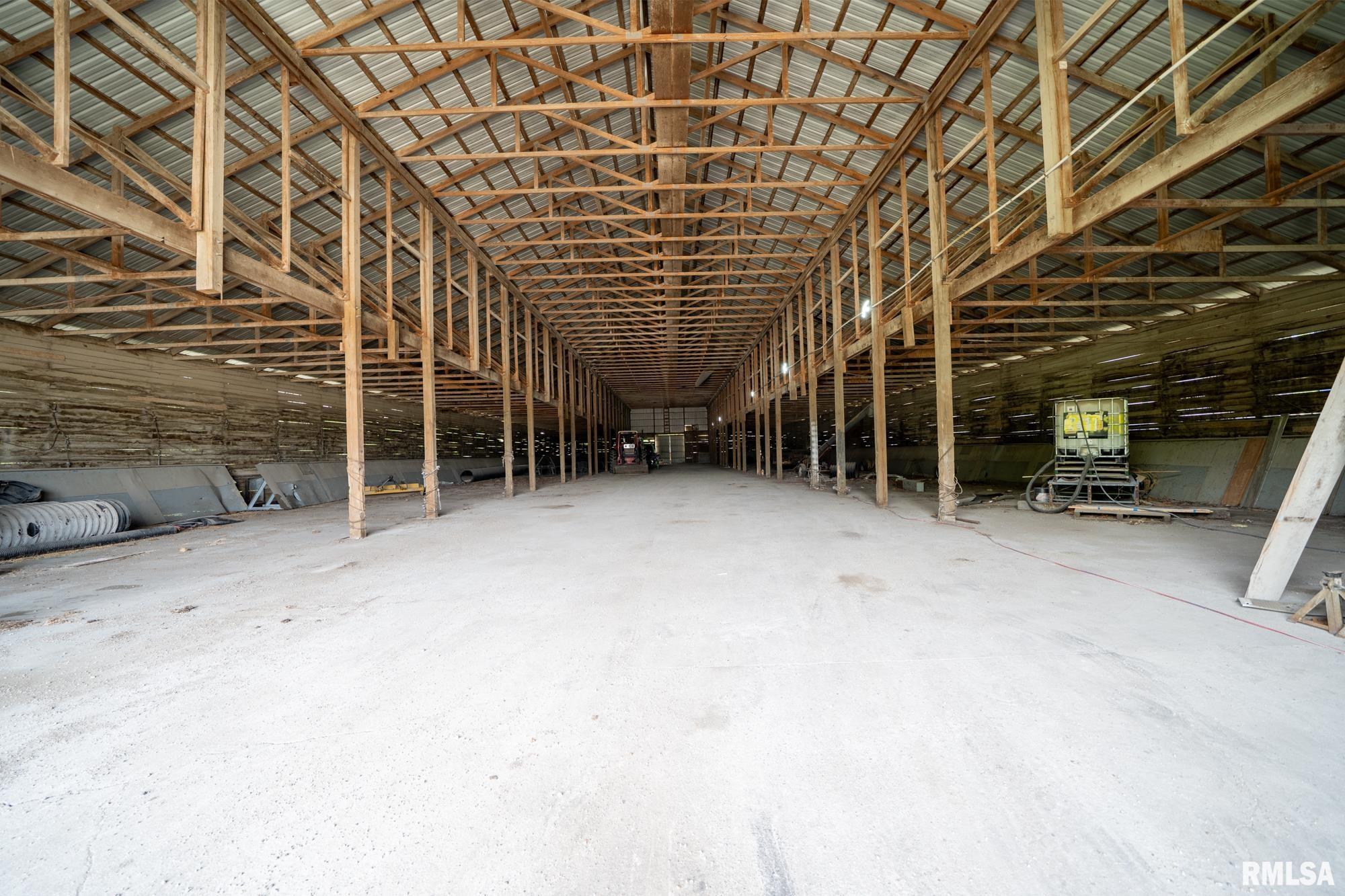 300 S Broadway Street, Manito, Illinois image 19