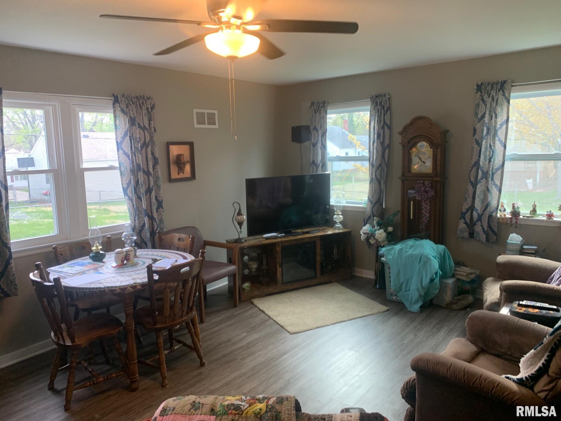 1513 Hardin Avenue, Jacksonville, Illinois image 22