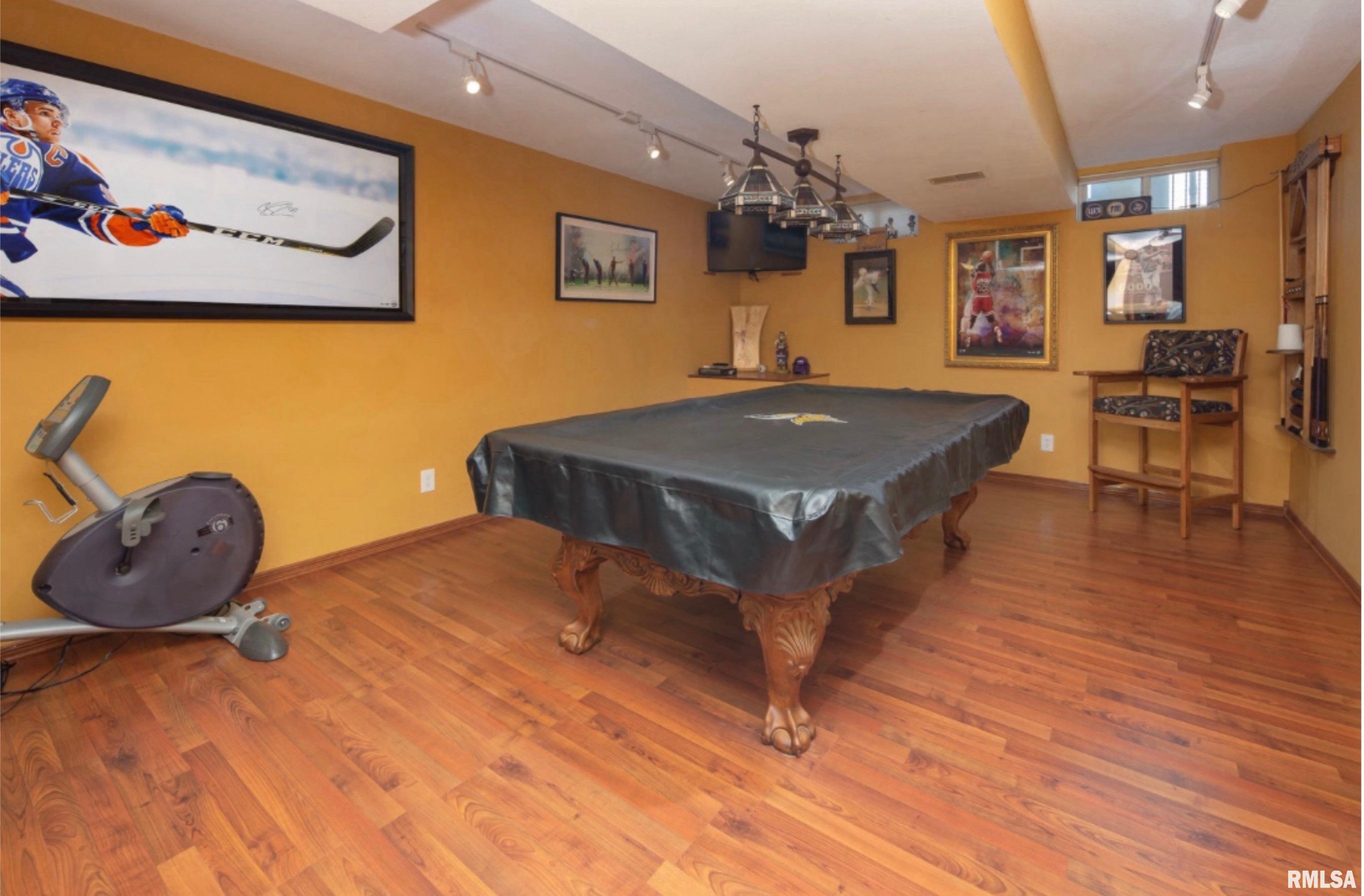 4934 Foxborough Court, Bettendorf, Iowa image 31