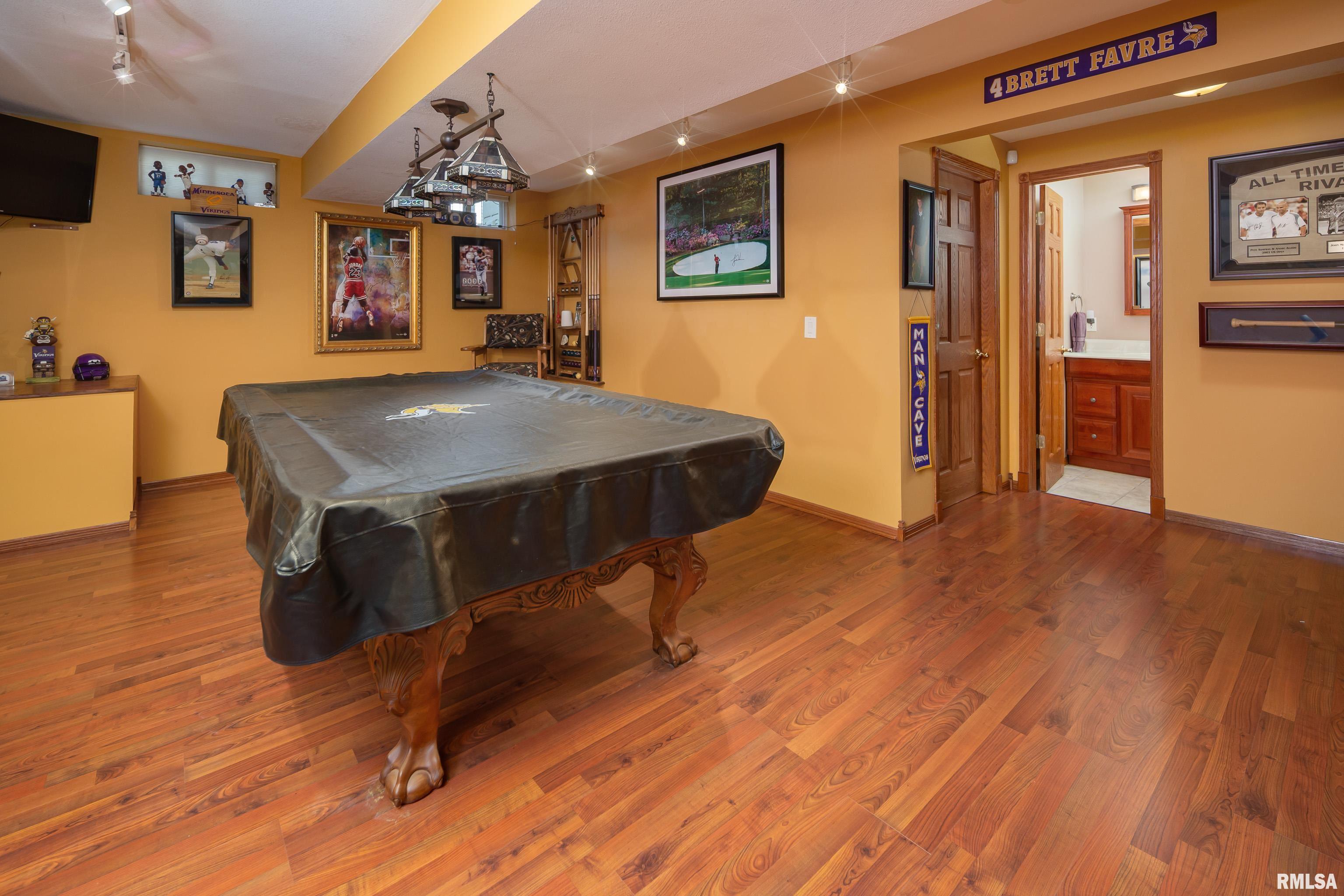 4934 Foxborough Court, Bettendorf, Iowa image 32