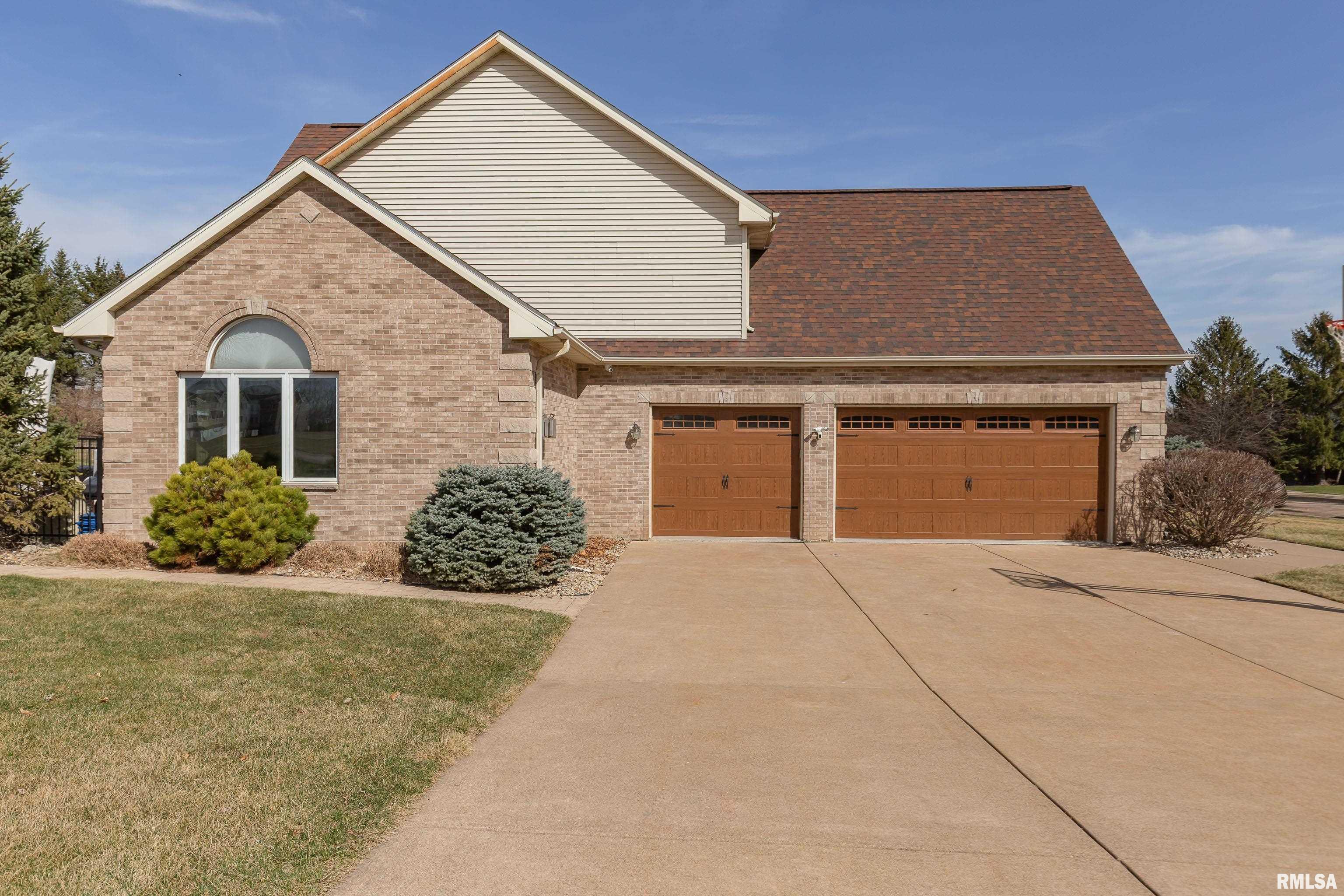 4934 Foxborough Court, Bettendorf, Iowa image 45