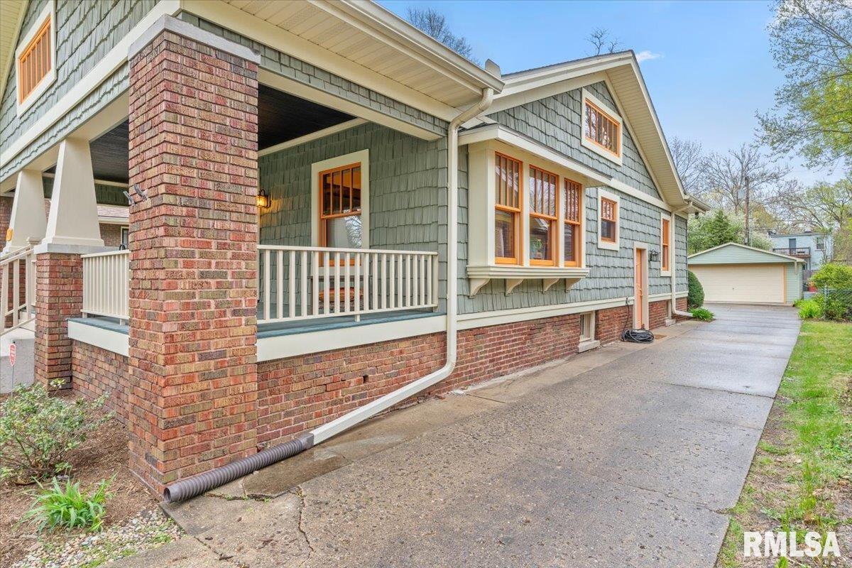 1620 S Lowell Avenue, Springfield, Illinois image 3