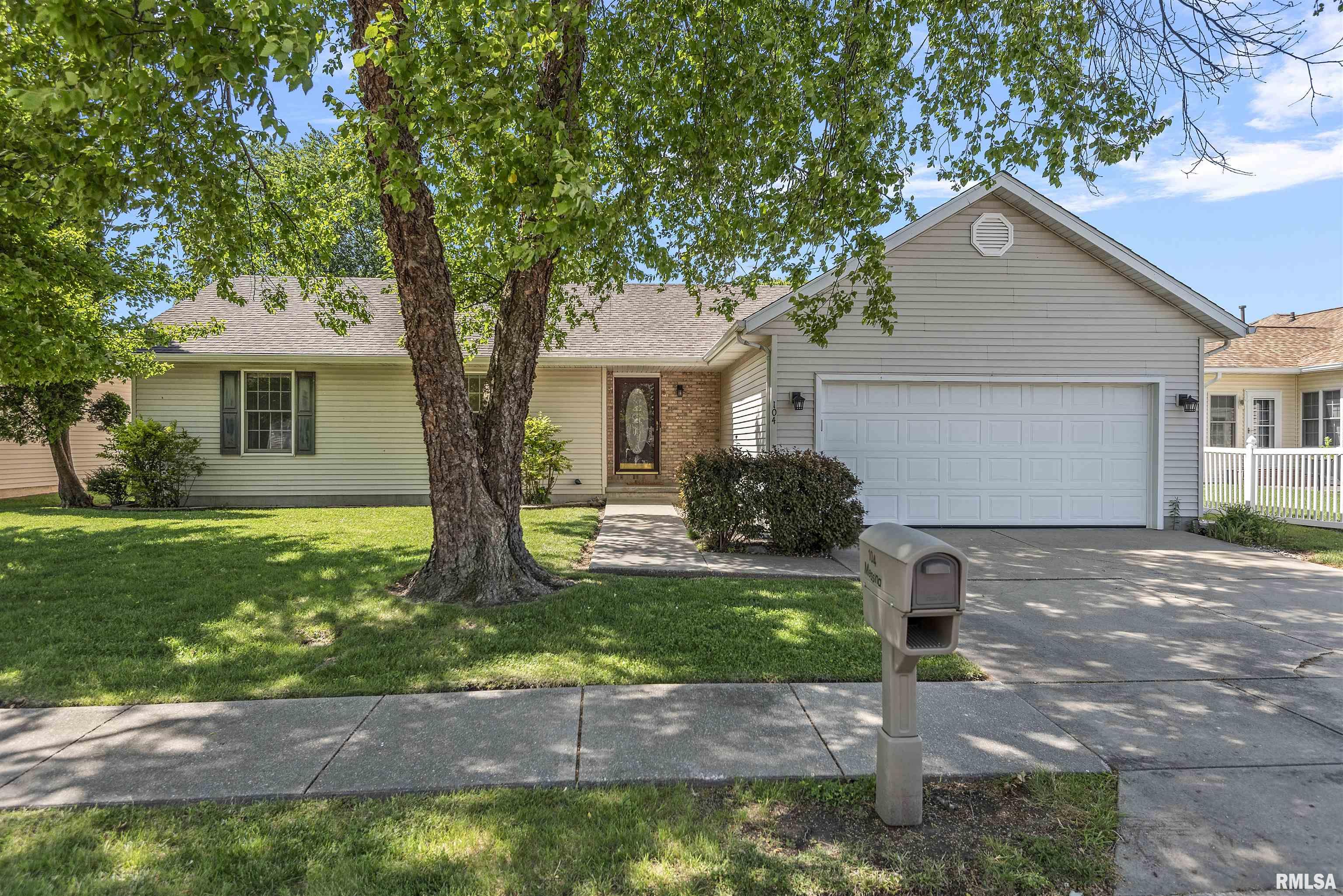 104 Messina Drive, Springfield, Illinois image 1