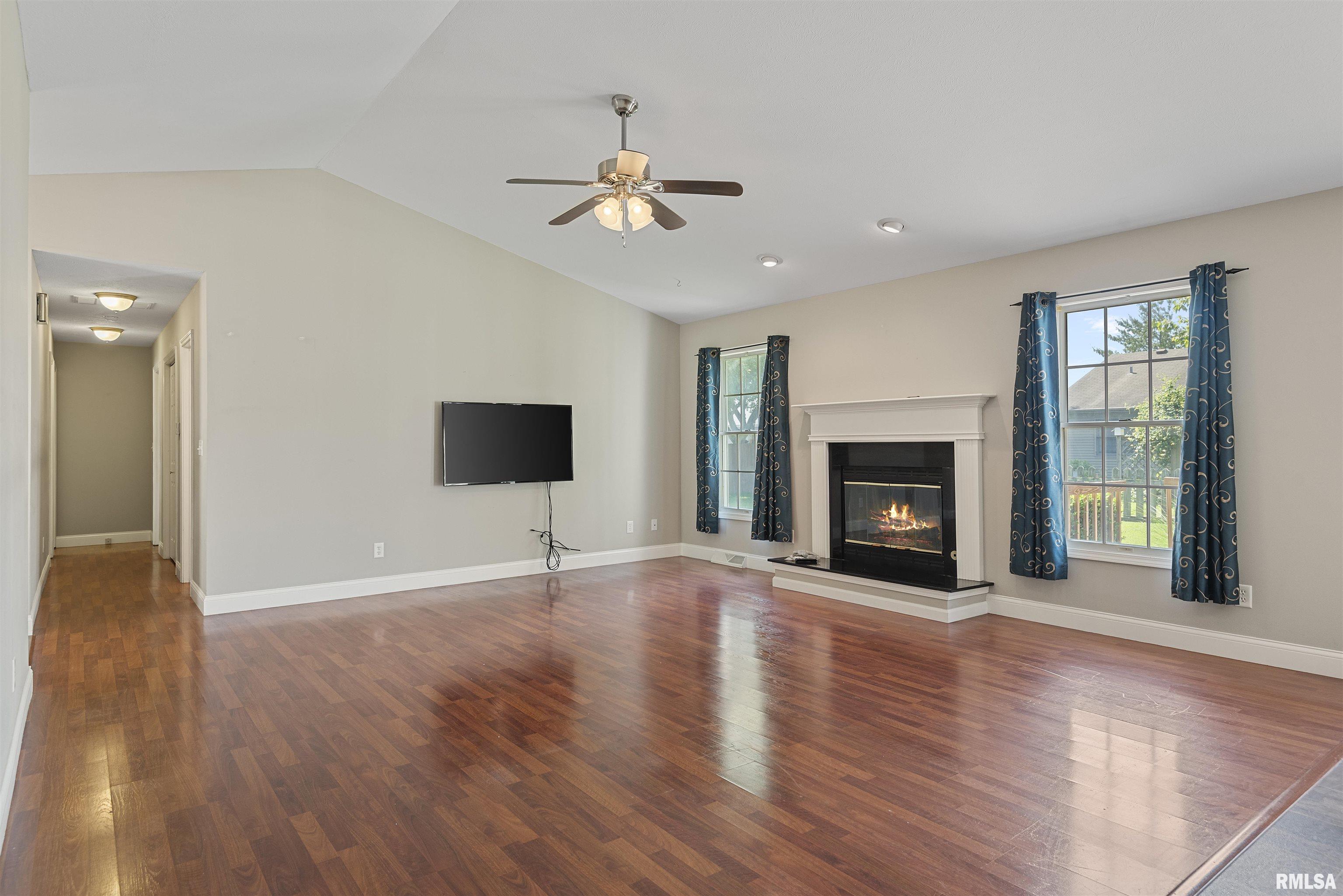 104 Messina Drive, Springfield, Illinois image 7