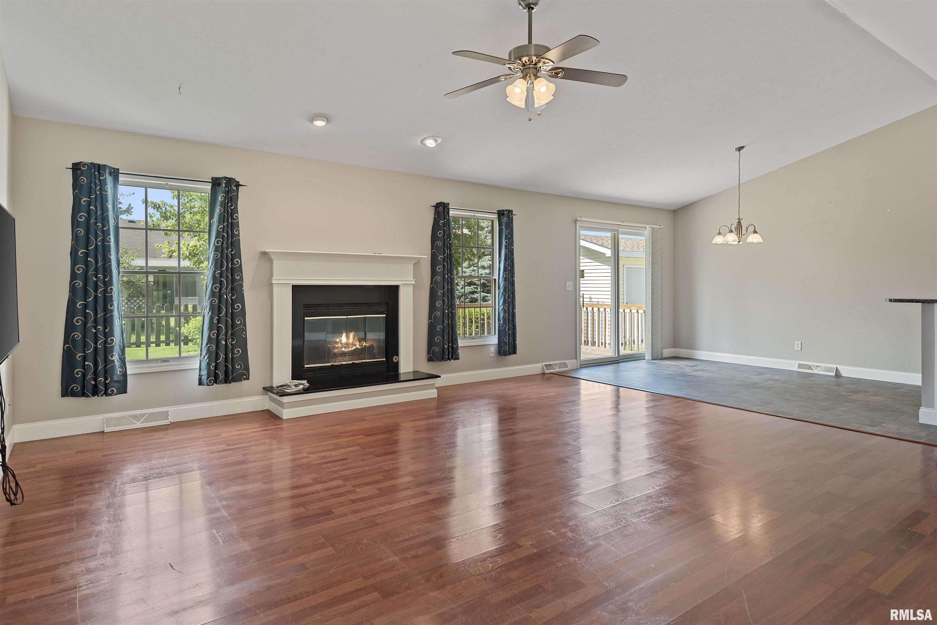 104 Messina Drive, Springfield, Illinois image 3