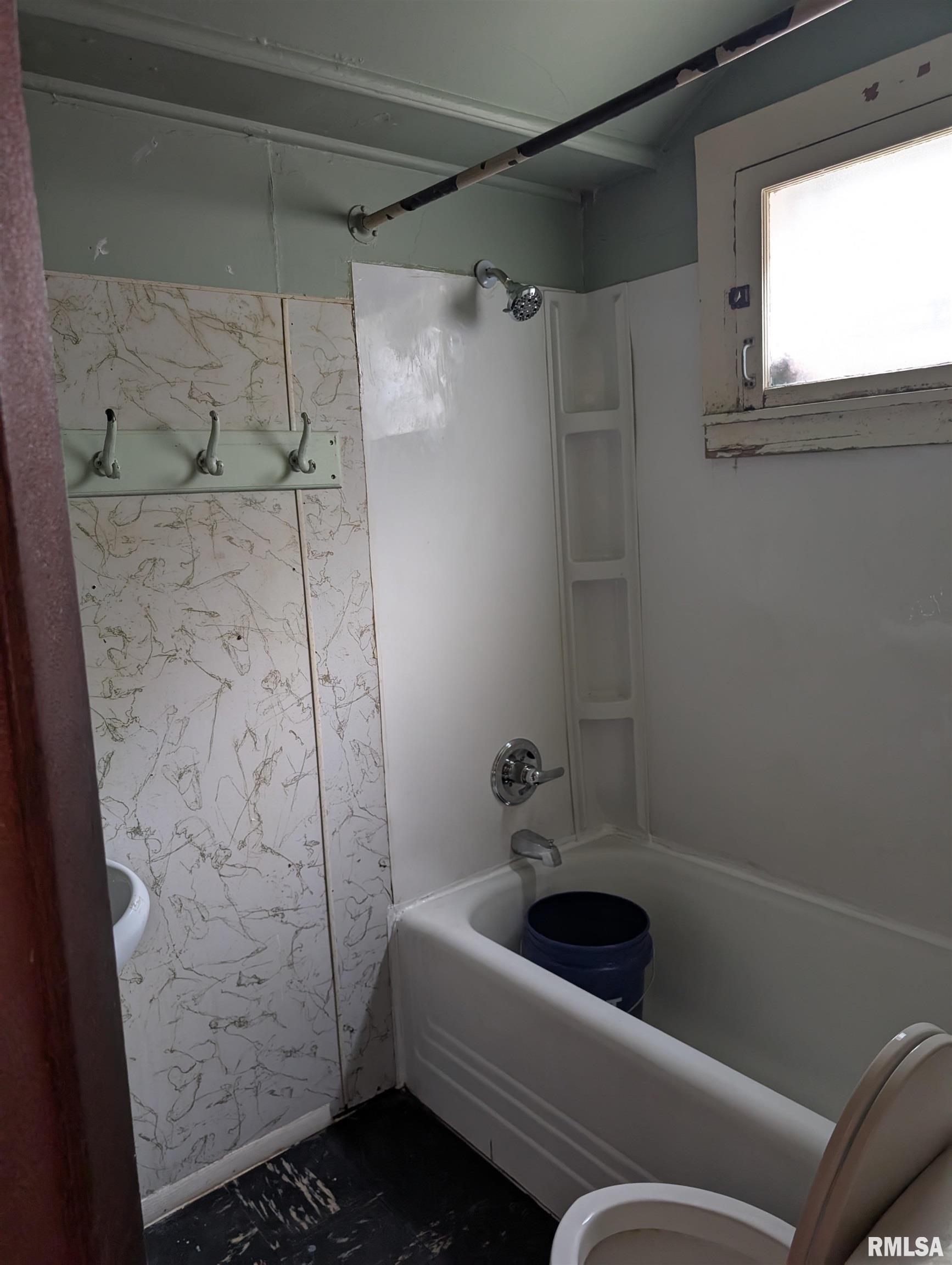 462 Baxter Court, Canton, Illinois image 15